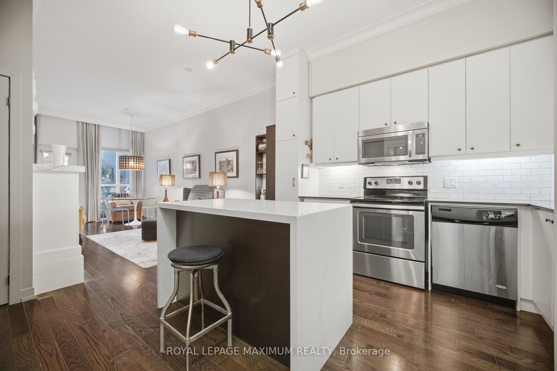 8 Fieldway Road 104