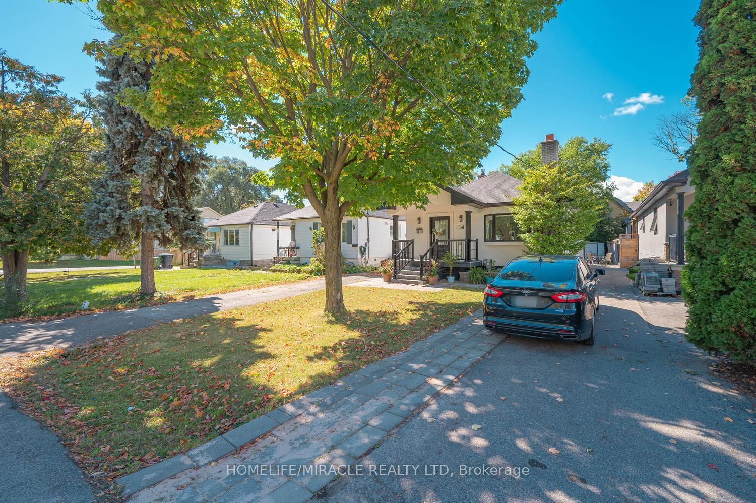 24 Acorn Avenue Property Photo 4