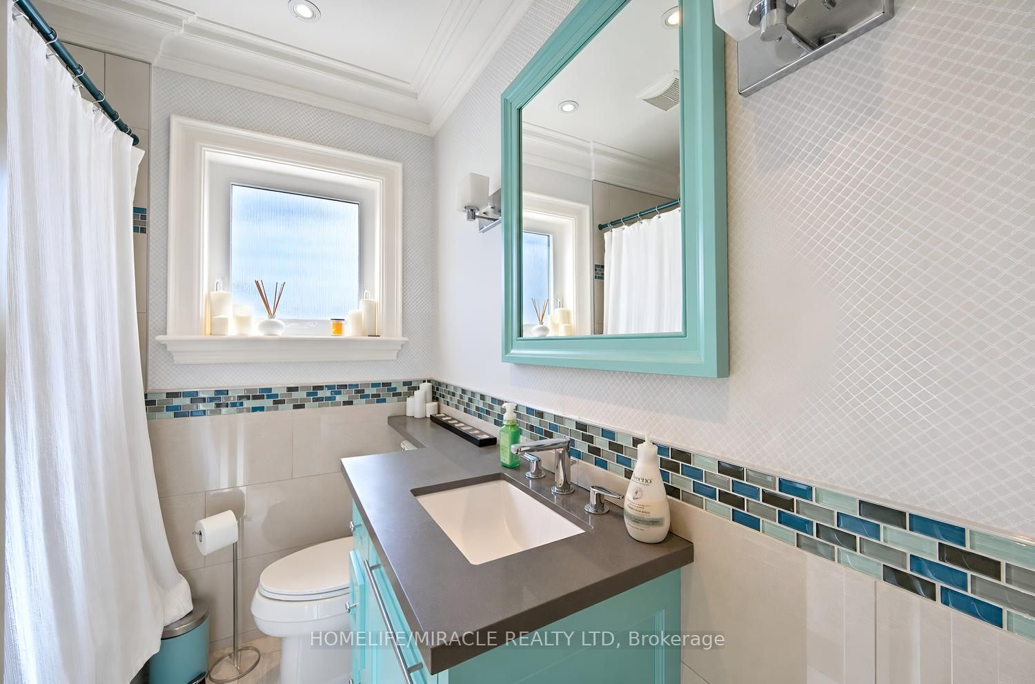 24 Acorn Avenue Property Photo 16