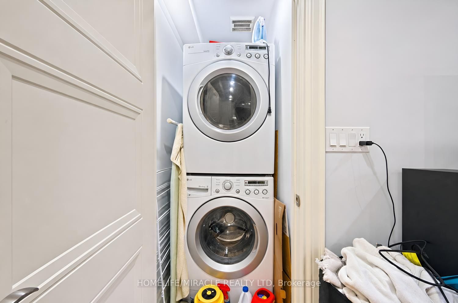 24 Acorn Avenue Property Photo 29