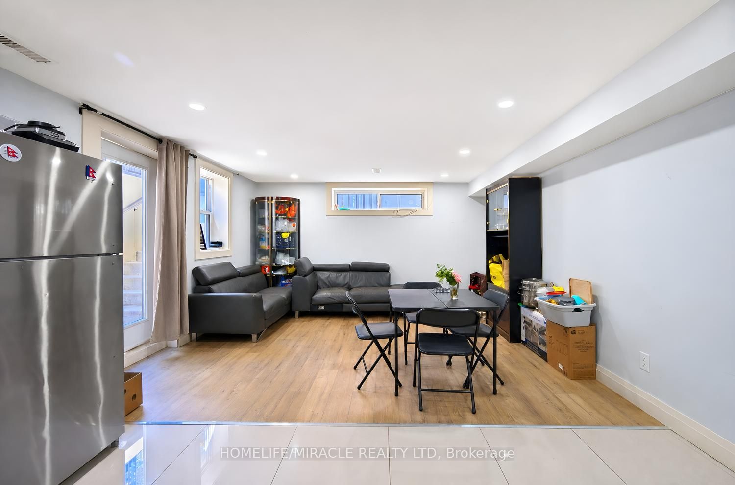 24 Acorn Avenue Property Photo 32