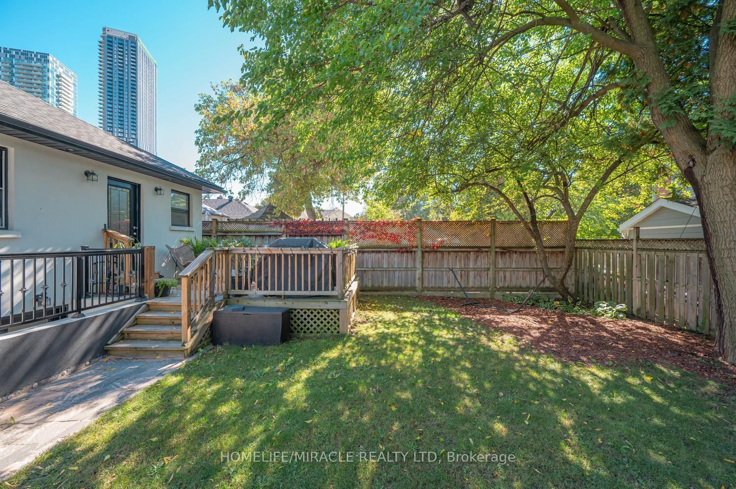 24 Acorn Avenue Property Photo 47