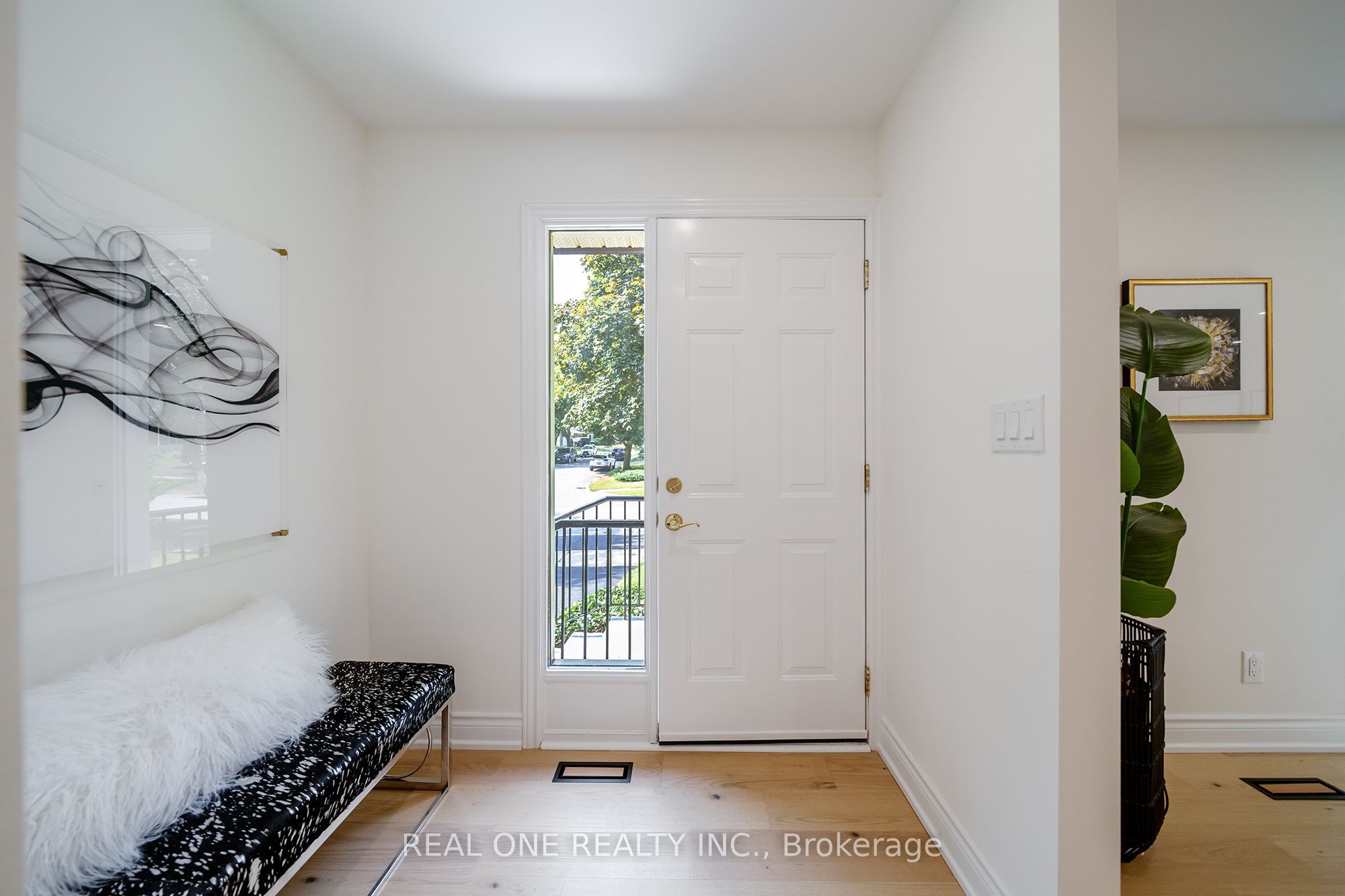 3148 Bentworth Drive Property Photo 19