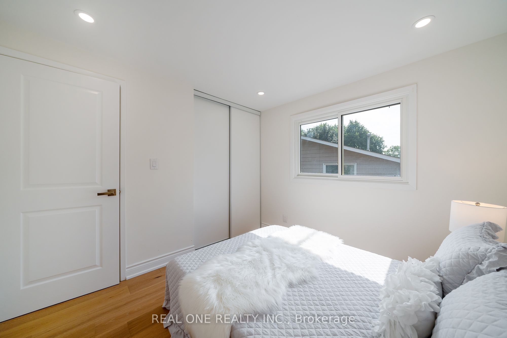 3148 Bentworth Drive Property Photo 25