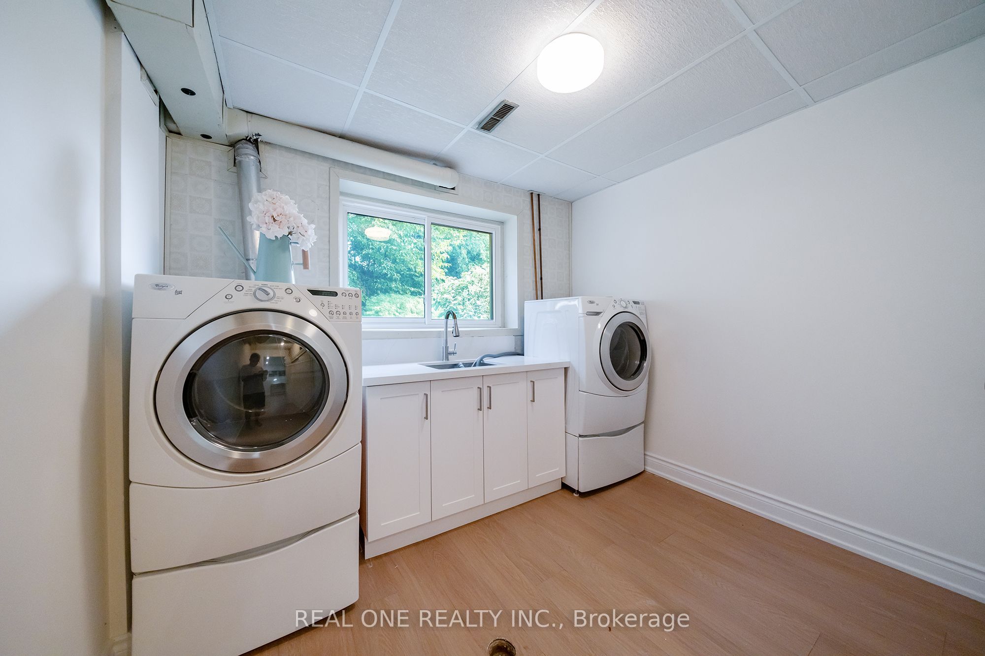 3148 Bentworth Drive Property Photo 33