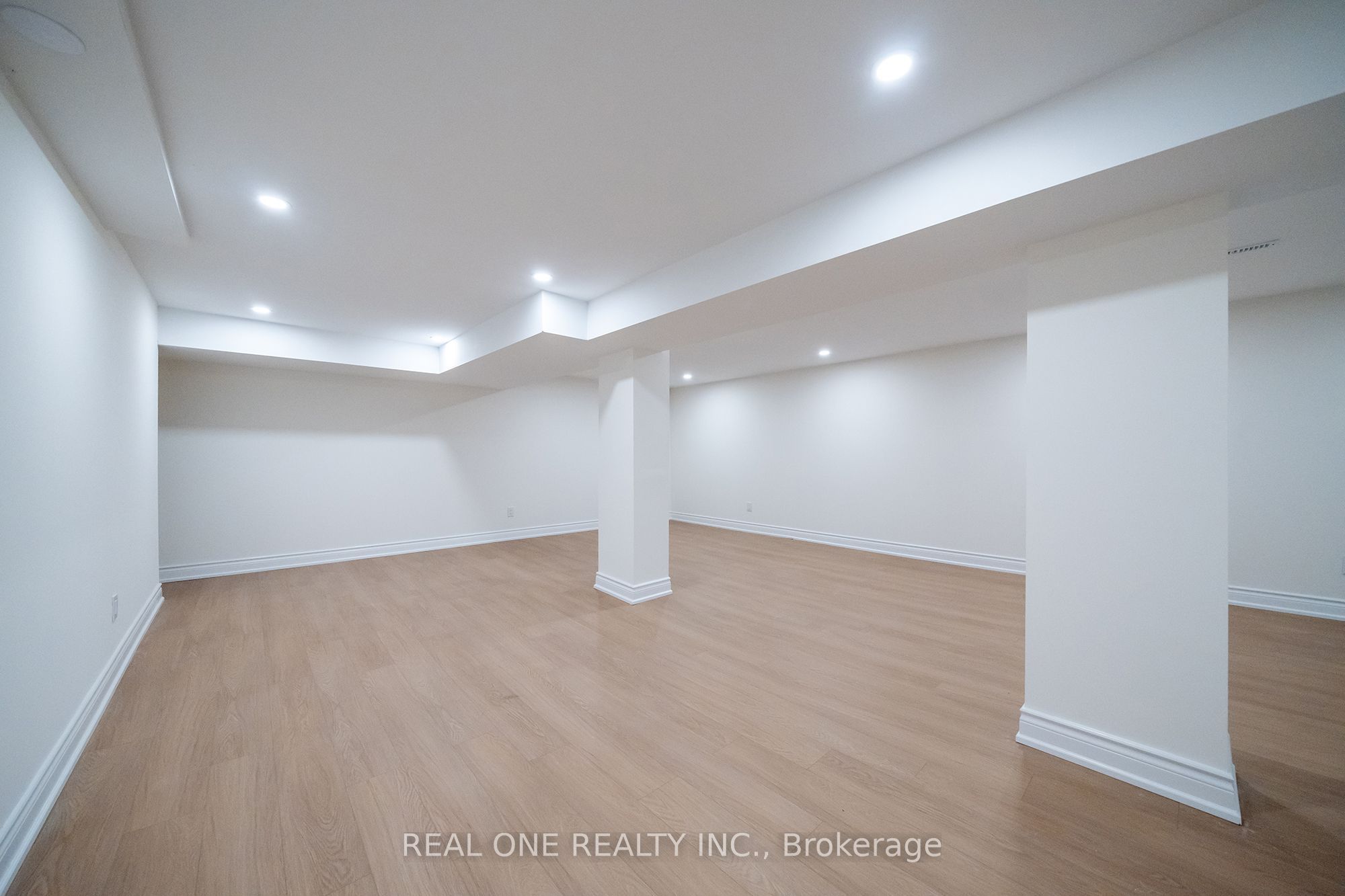 3148 Bentworth Drive Property Photo 35