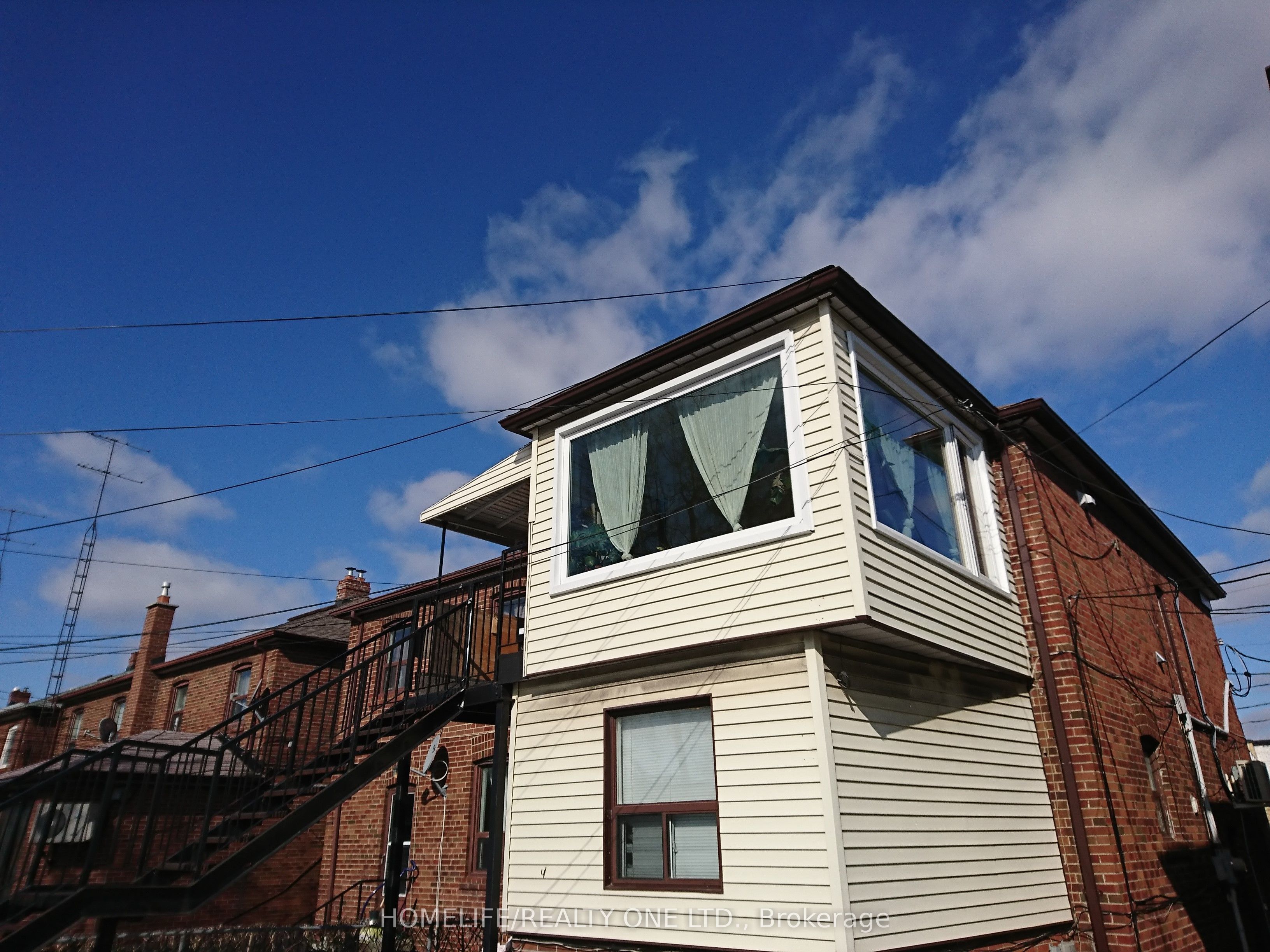 2301 Eglinton Avenue W 2 Property Photo 1