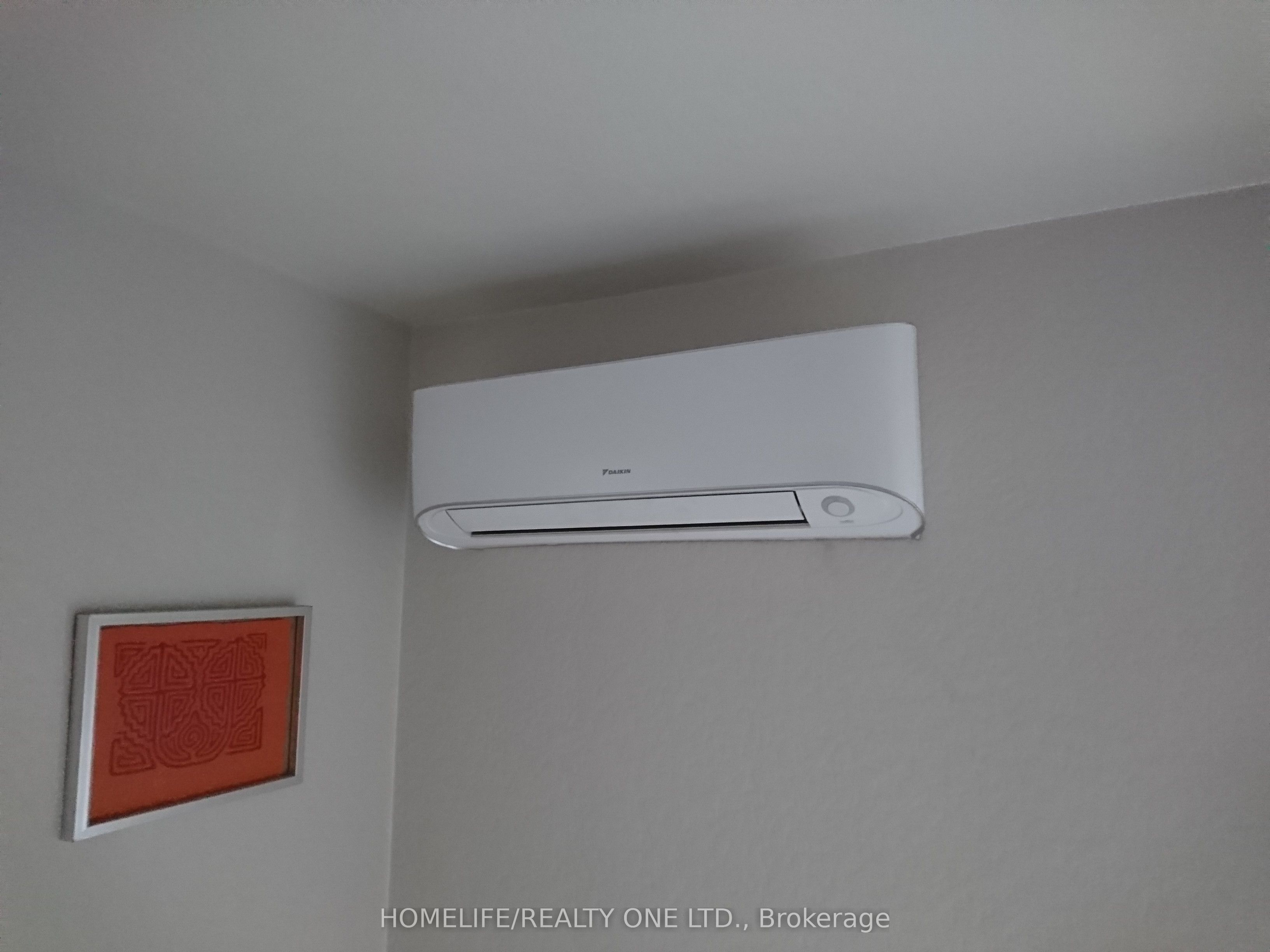 2301 Eglinton Avenue W 2 Property Photo 7