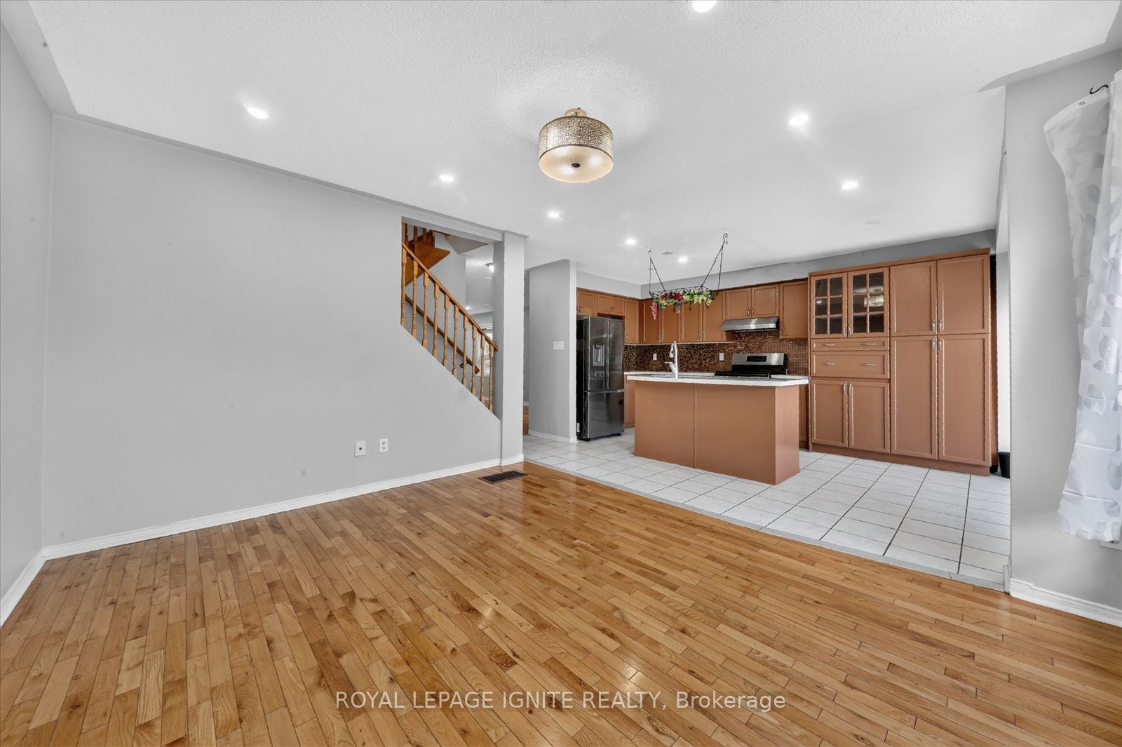 26 Roxton Crescent Property Photo 11