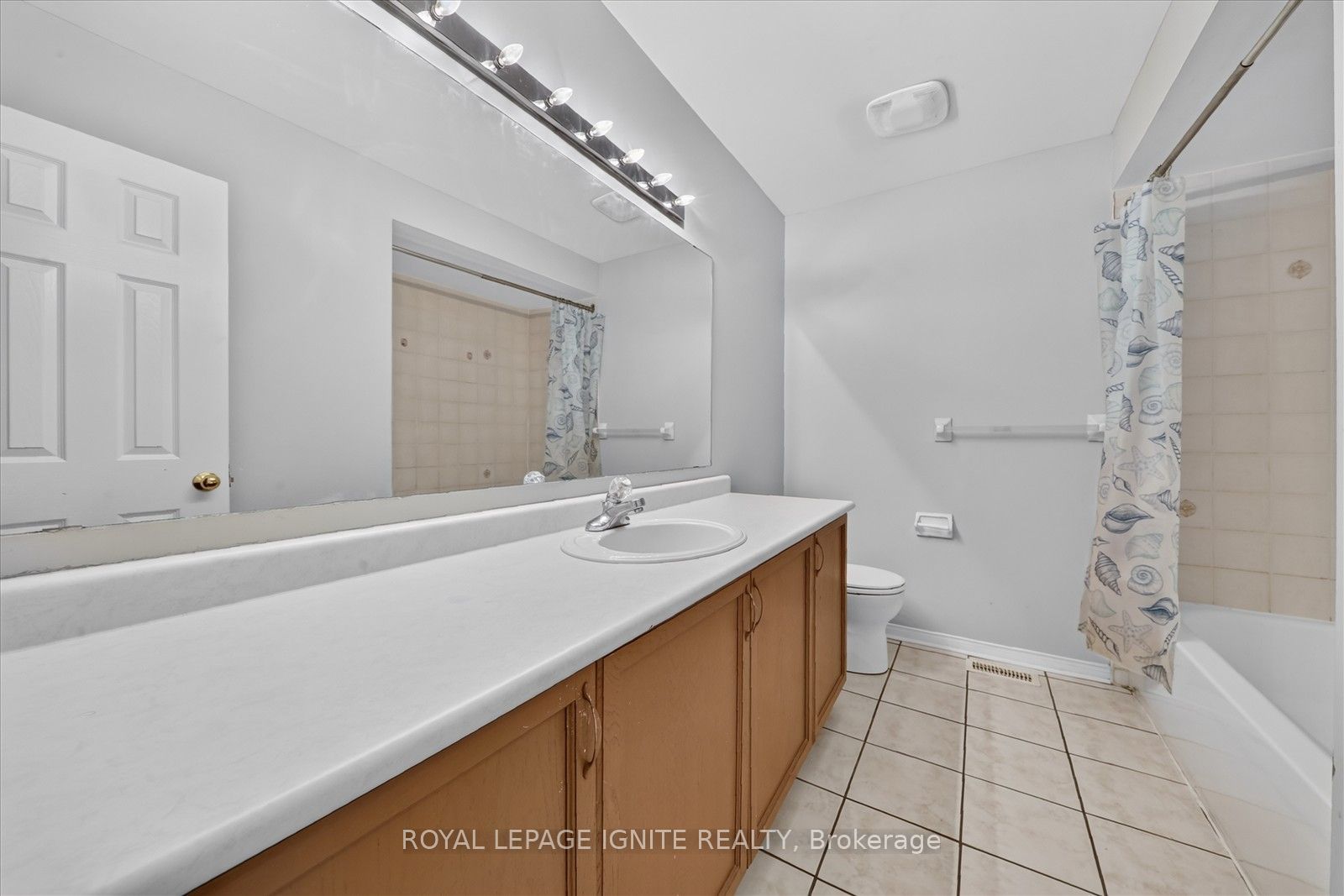 26 Roxton Crescent Property Photo 24