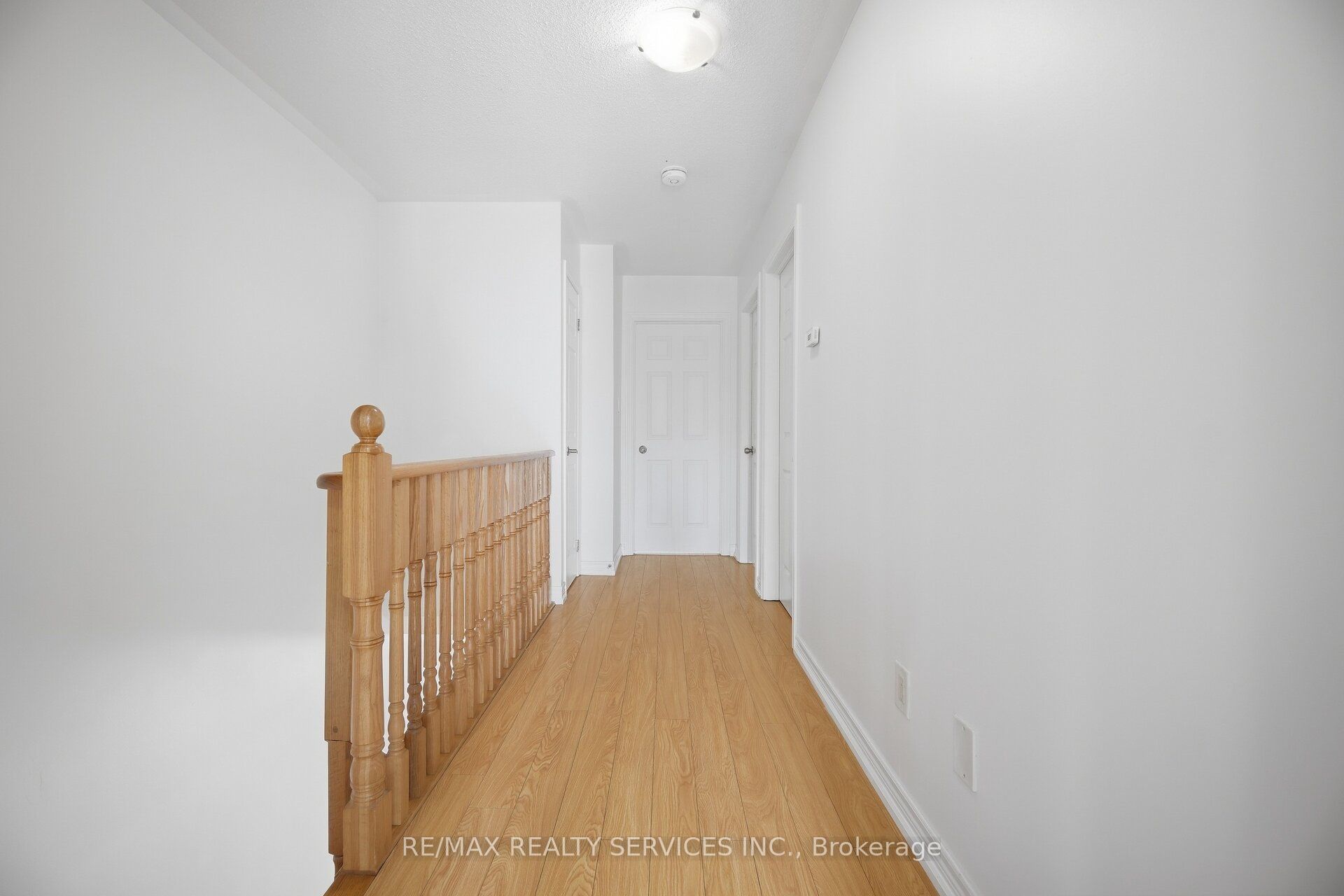 7 Cedar Lake Crescent 42 Property Photo 27