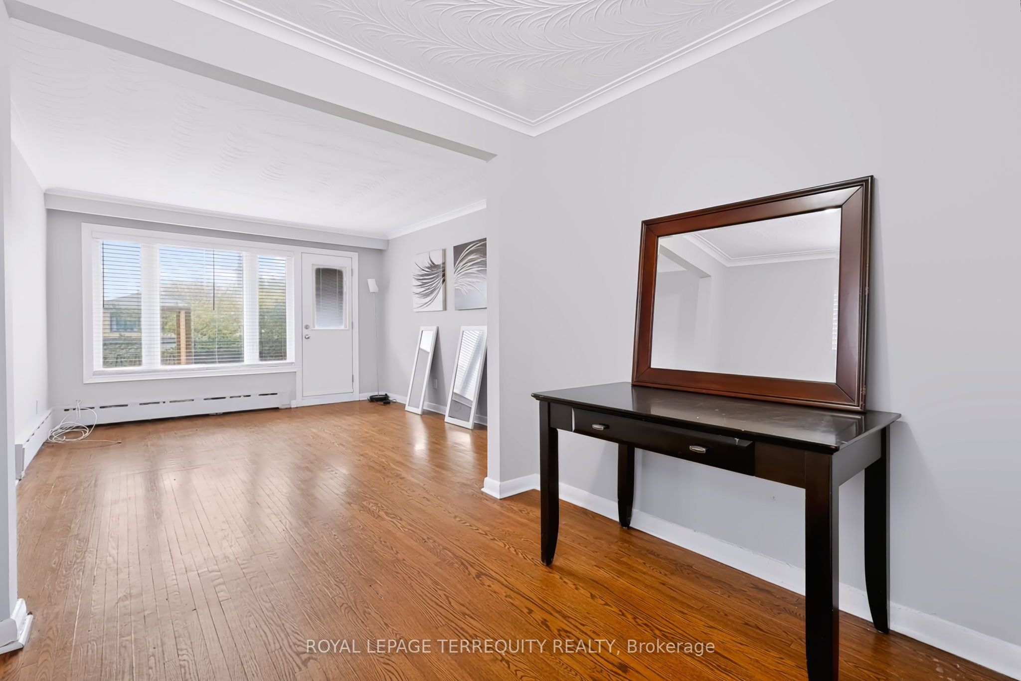32 Dynevor Road Main Property Photo 7