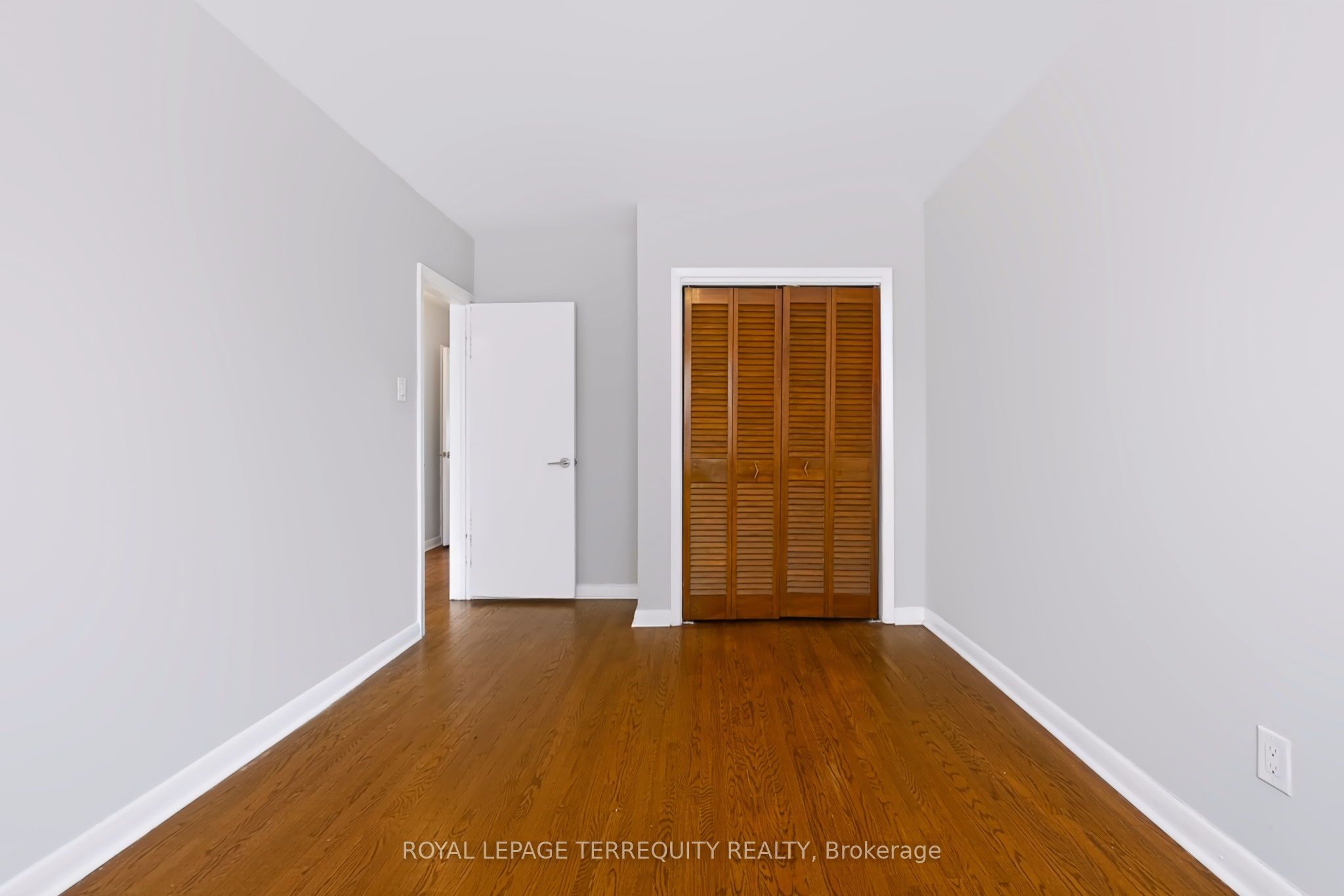 32 Dynevor Road Main Property Photo 17