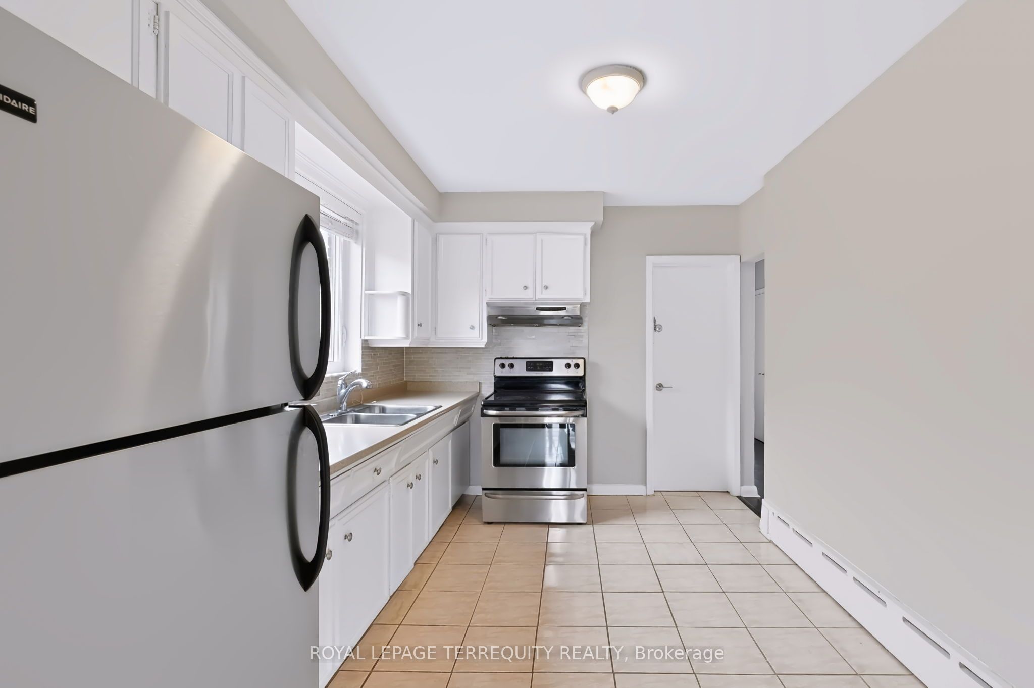 32 Dynevor Road Upper Property Photo 16