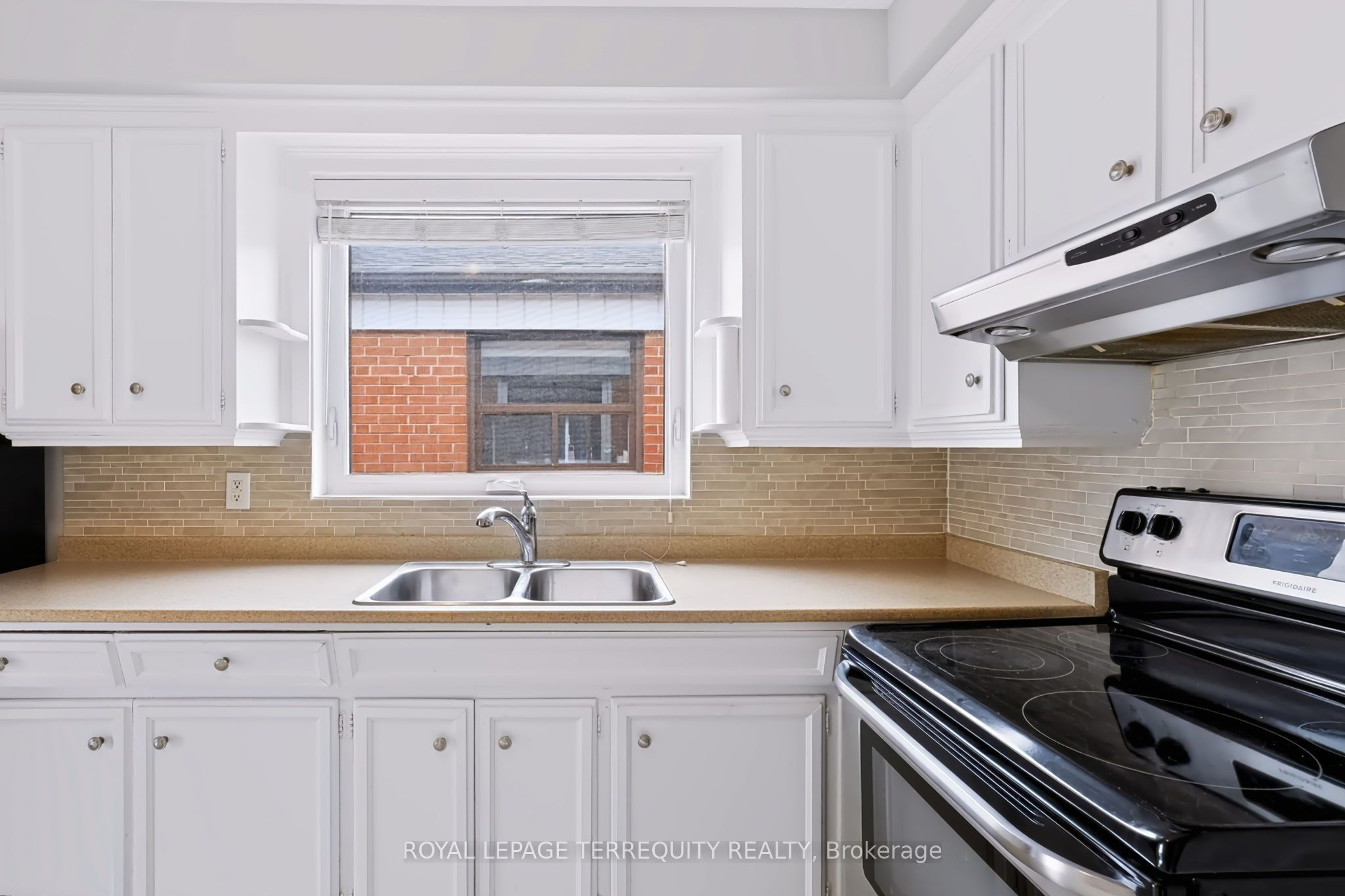 32 Dynevor Road Upper Property Photo 17