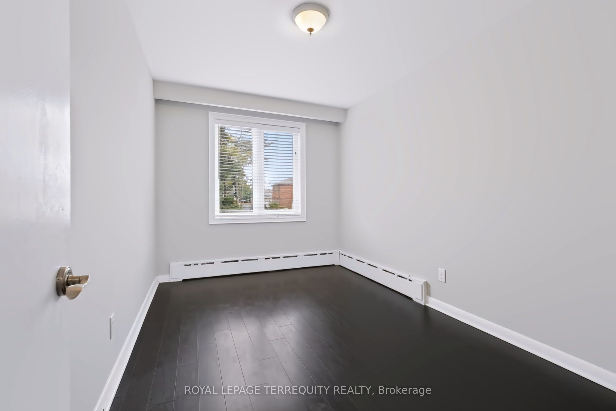 32 Dynevor Road Upper Property Photo 21