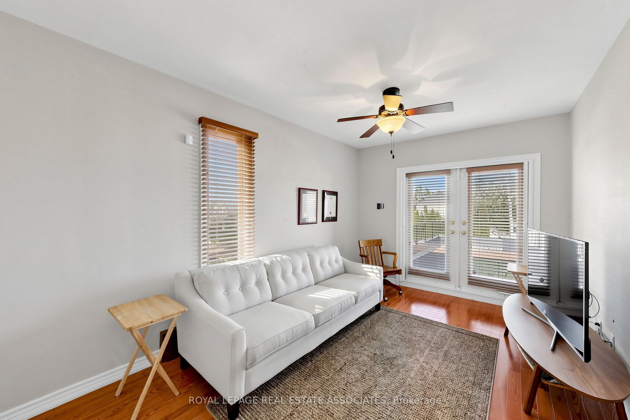 298 Lakeshore Road Property Photo 31