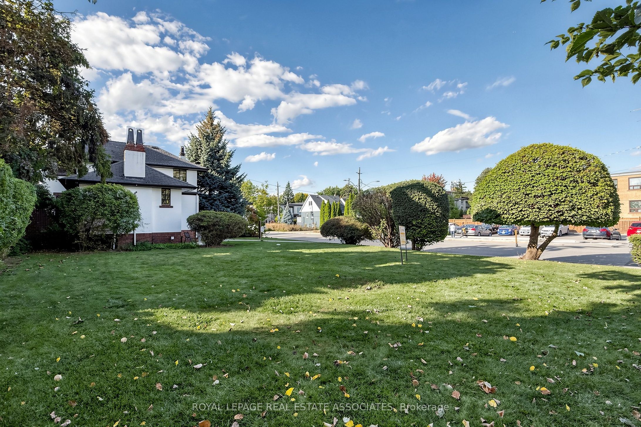 298 Lakeshore Road Property Photo 45