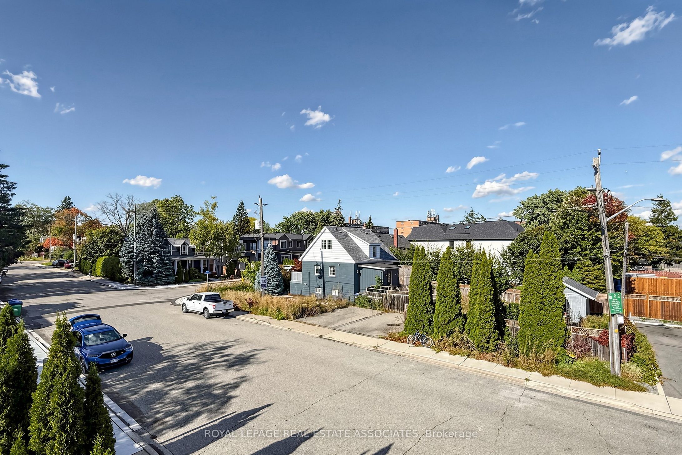 298 Lakeshore Road E Property Photo 48