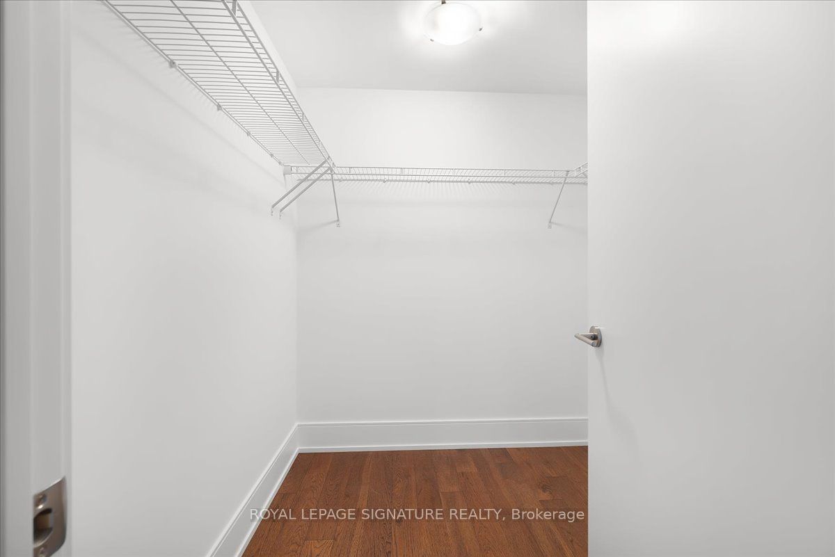 2450 Bloor Street W 301 Property Photo 16