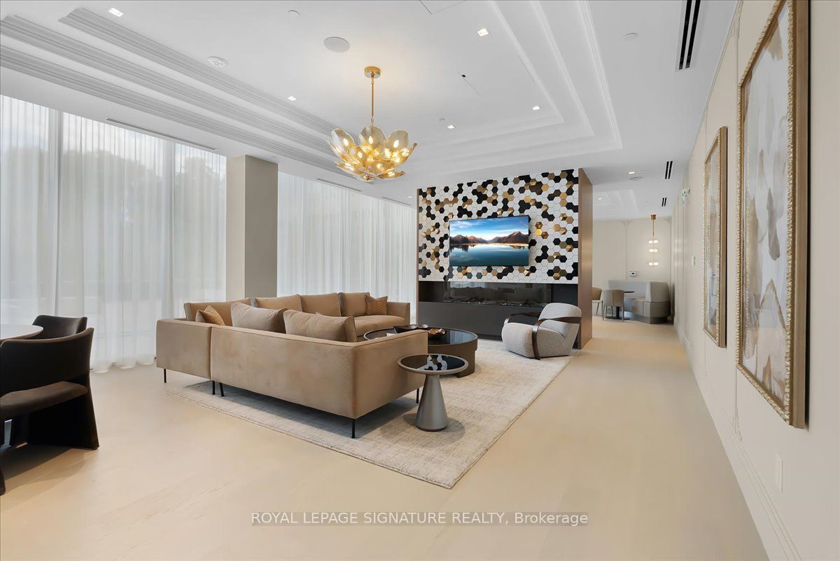 2450 Bloor Street W 301 Property Photo 28