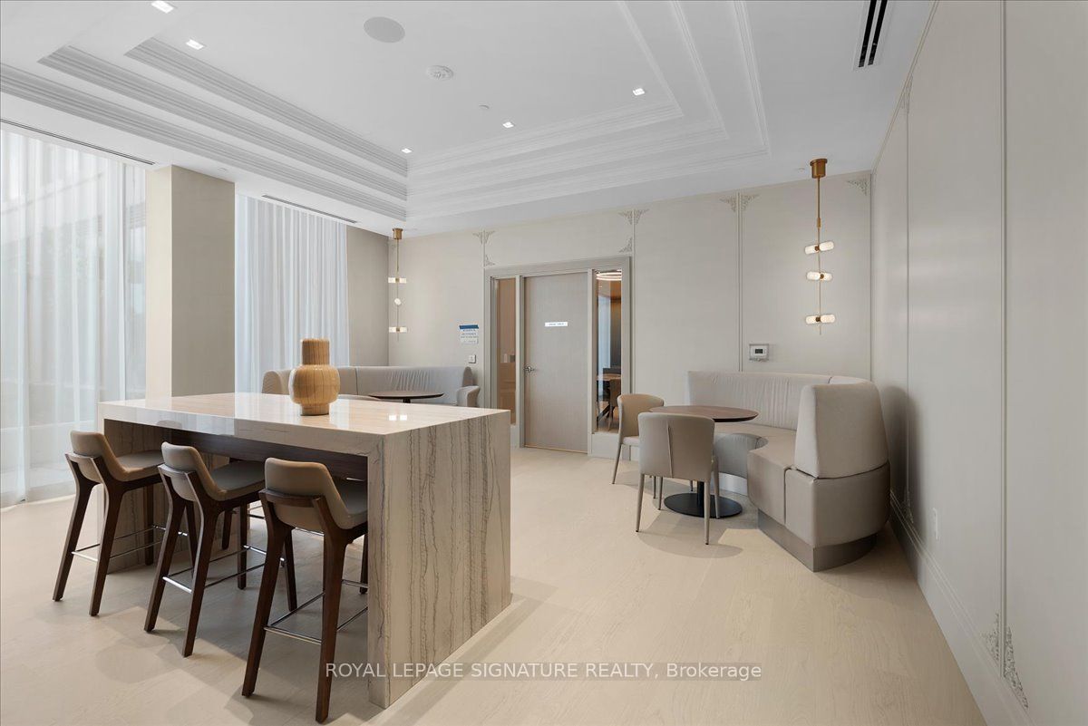2450 Bloor Street W 301 Property Photo 30