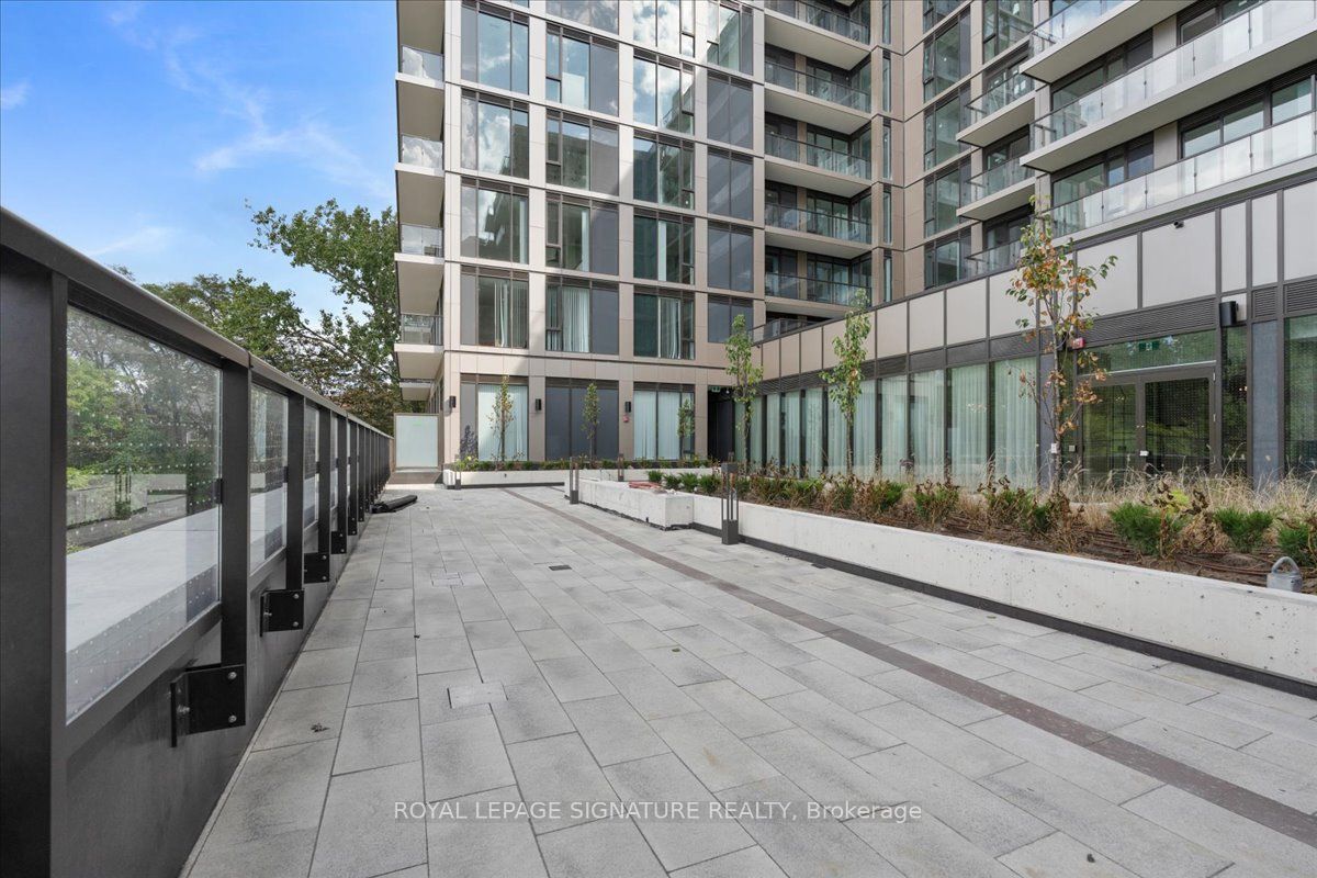 2450 Bloor Street W 301 Property Photo 40