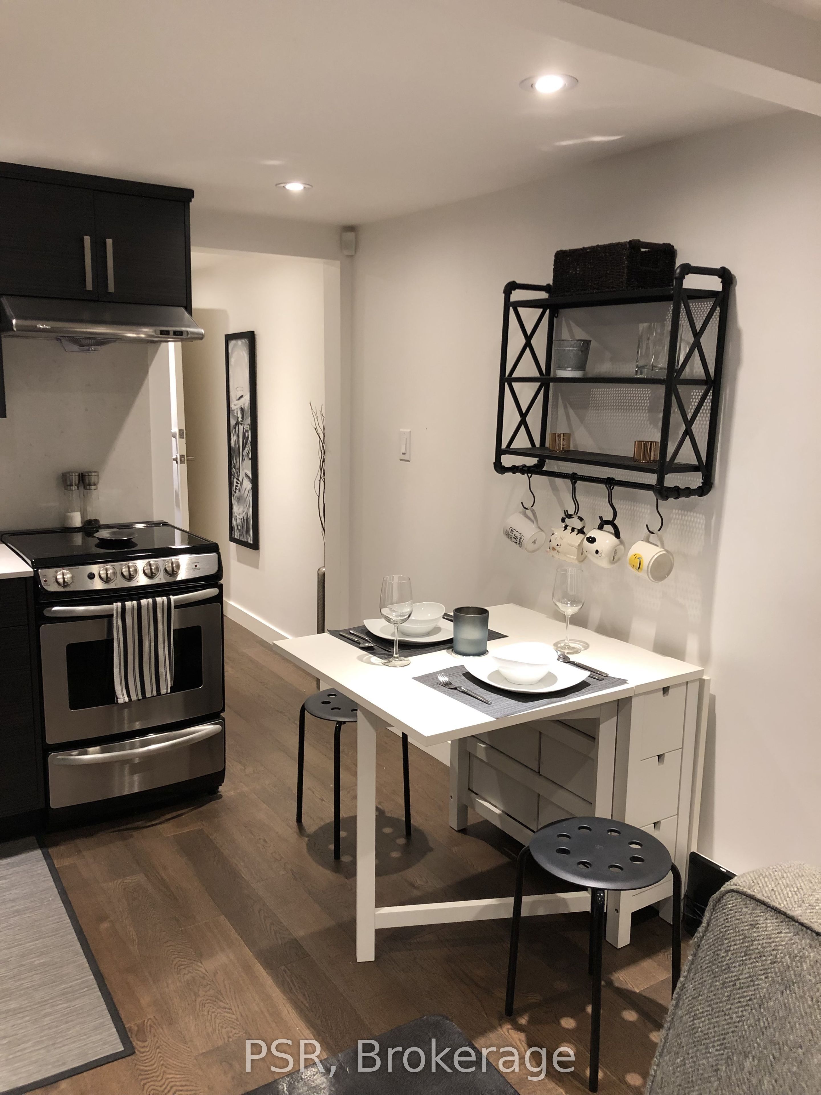 54a Galley Avenue B Property Photo 9