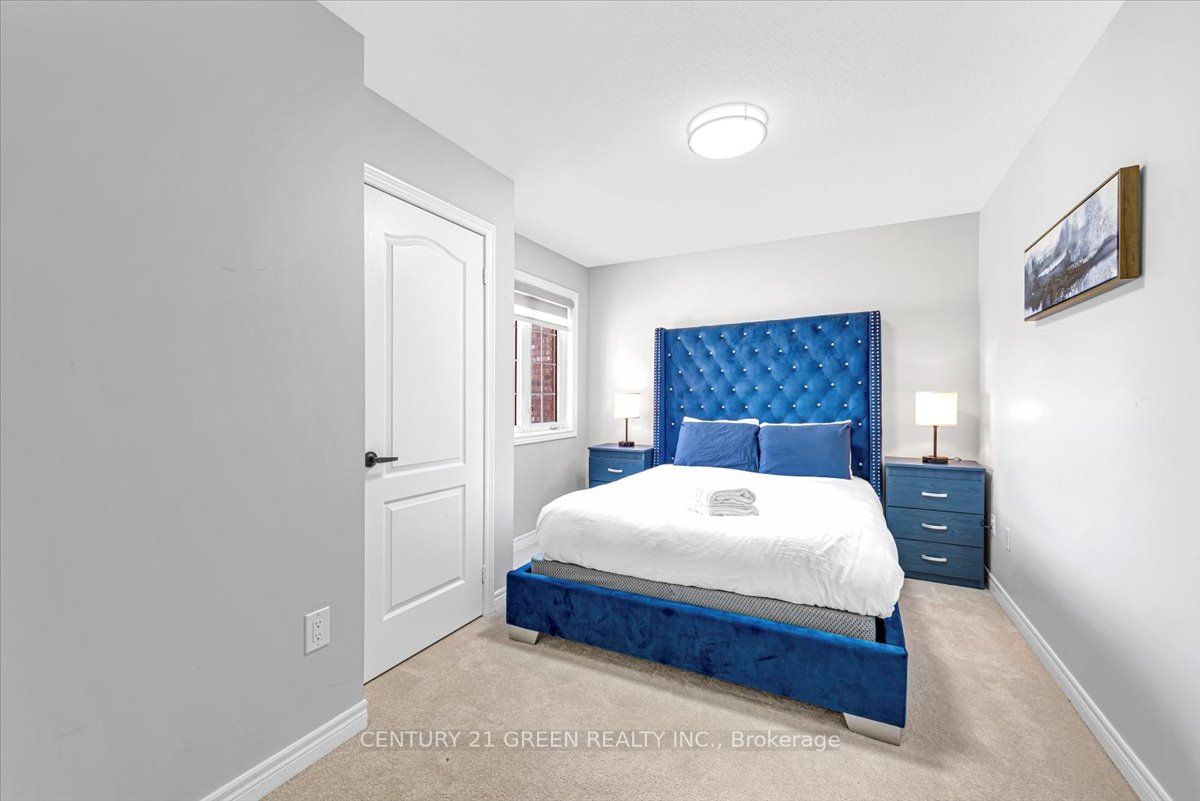 7 Accent Circle Property Photo 25