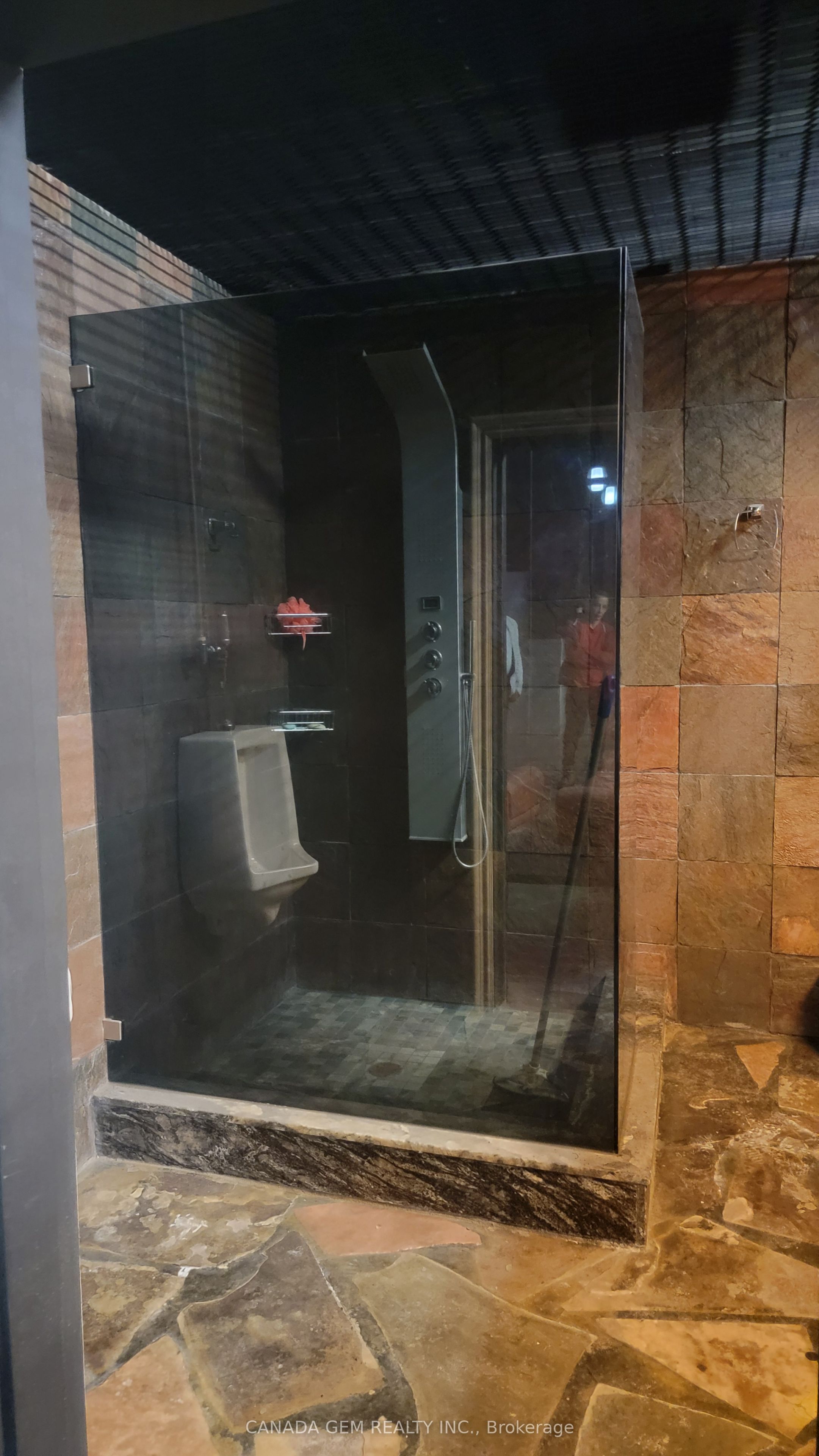 73 Alness Street Property Photo 11