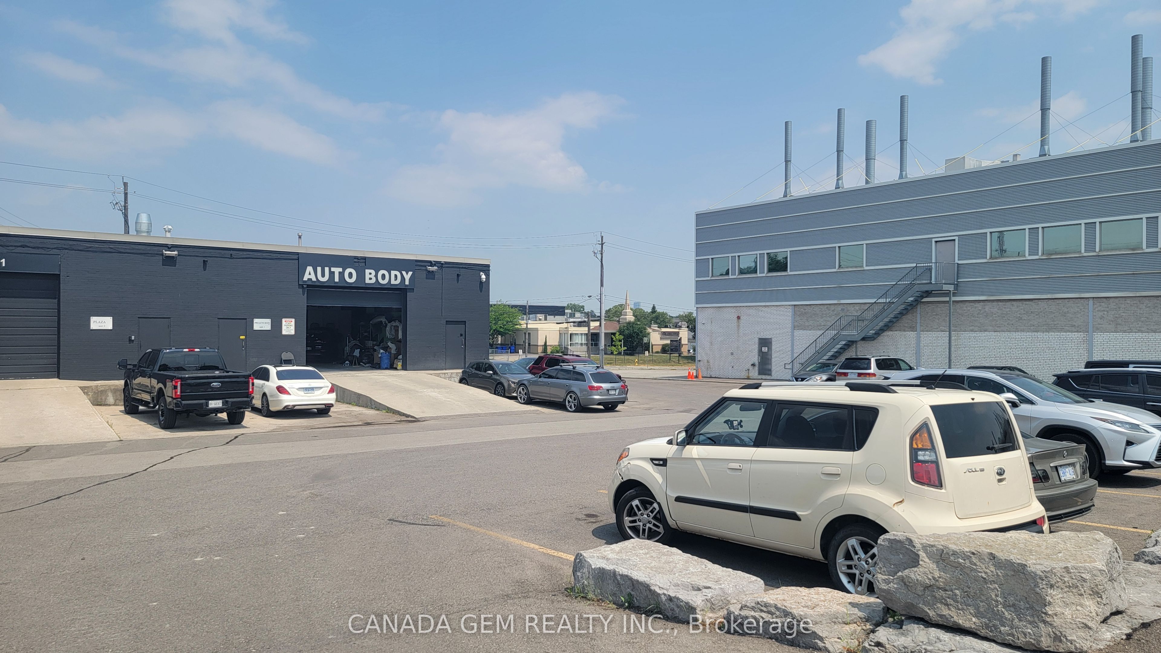 73 Alness Street Property Photo 15