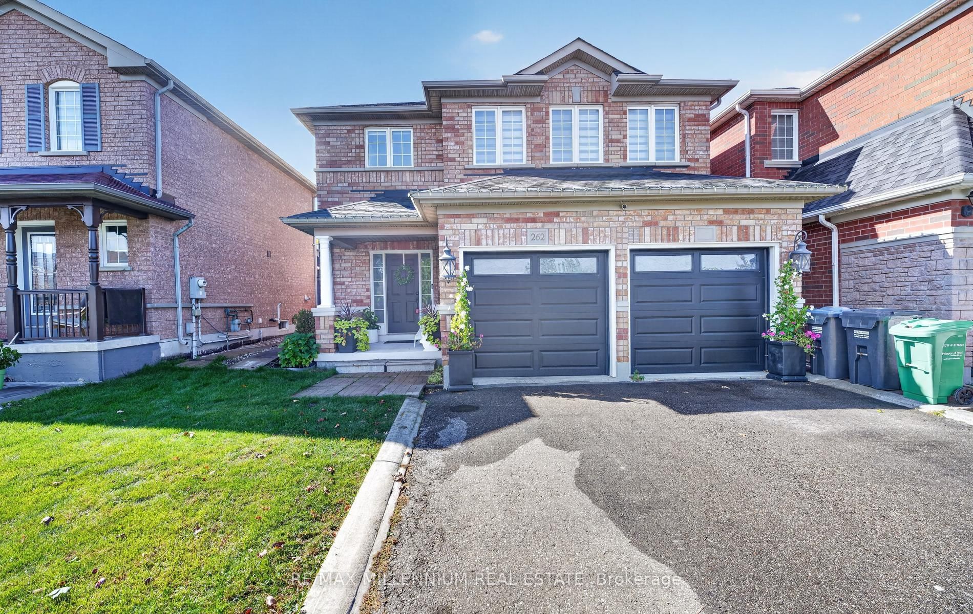 262 Brisdale Drive W Property Photo 2