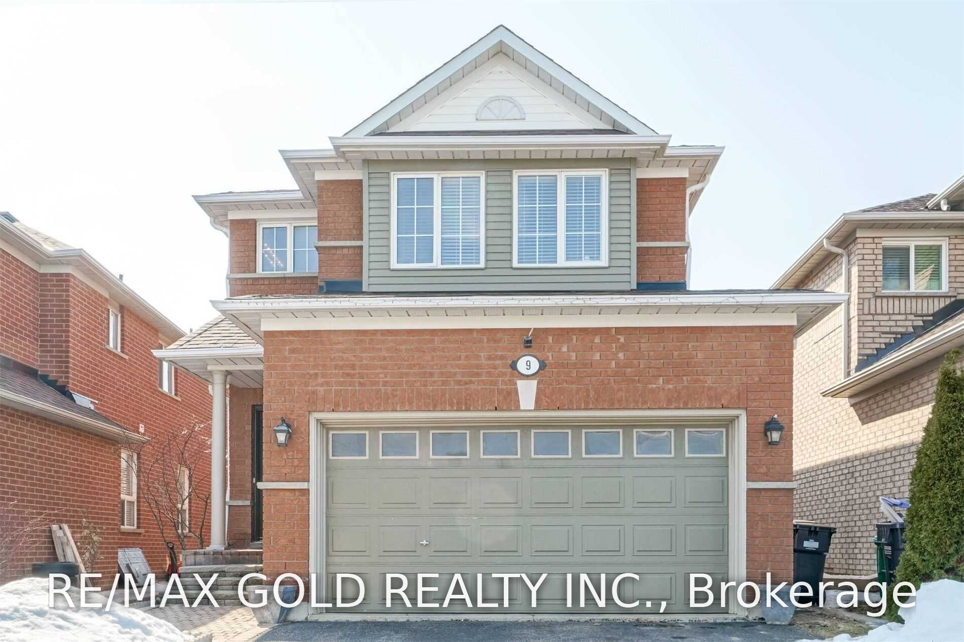 9 Blue Lake Avenue Property Photo 1