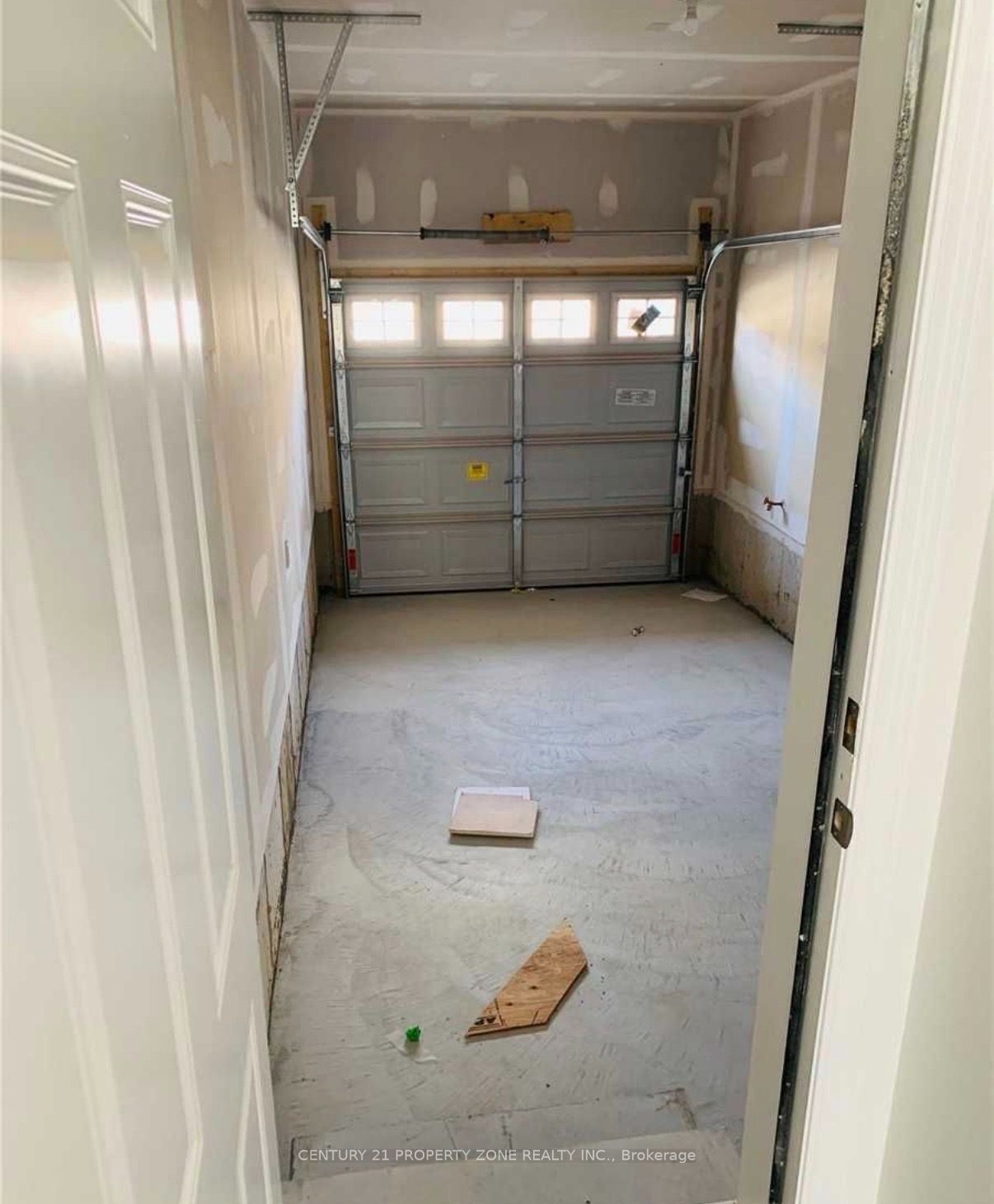 10 Savino Drive Property Photo 12