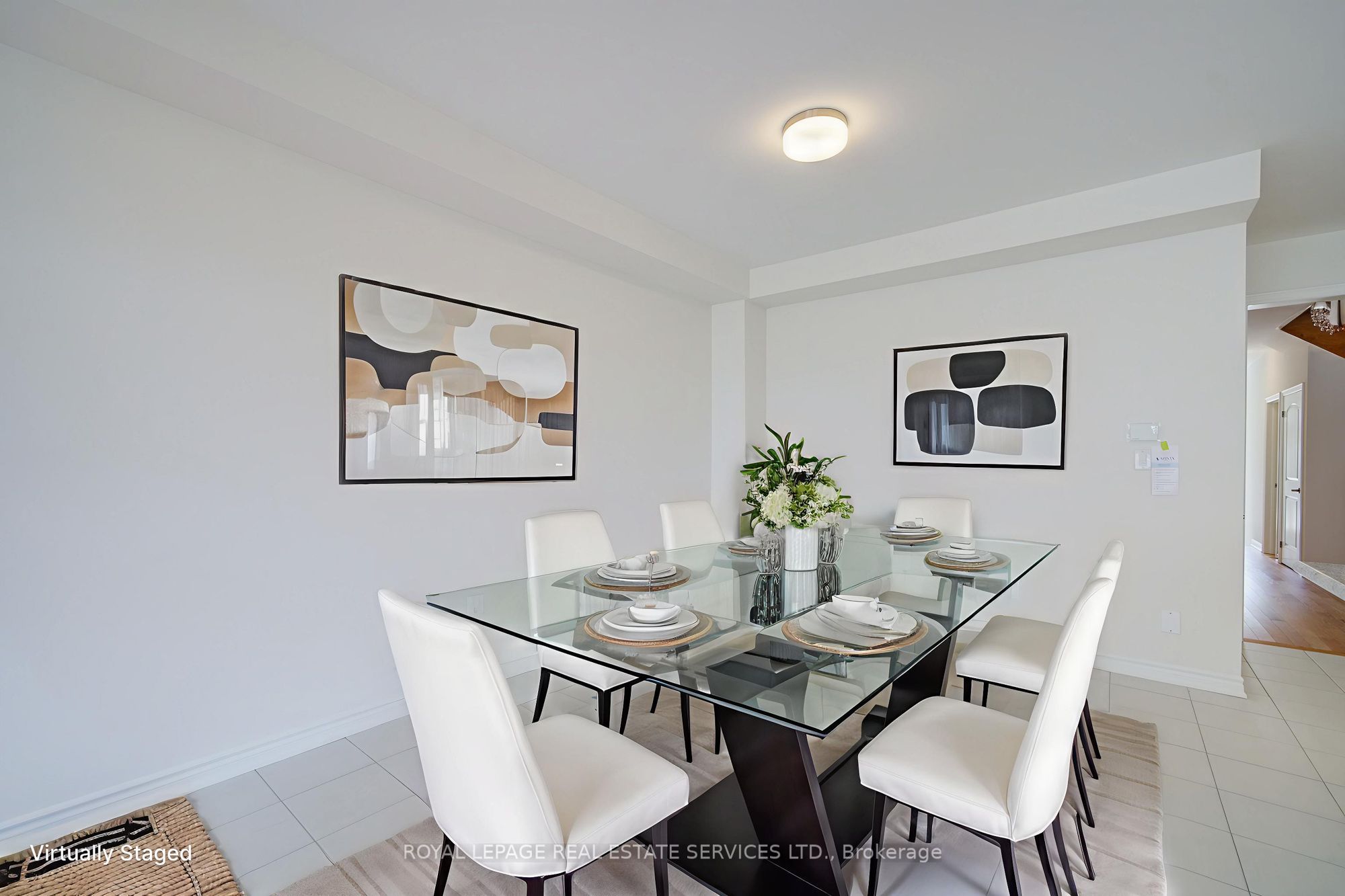1182 Dartmouth Crescent Property Photo 12