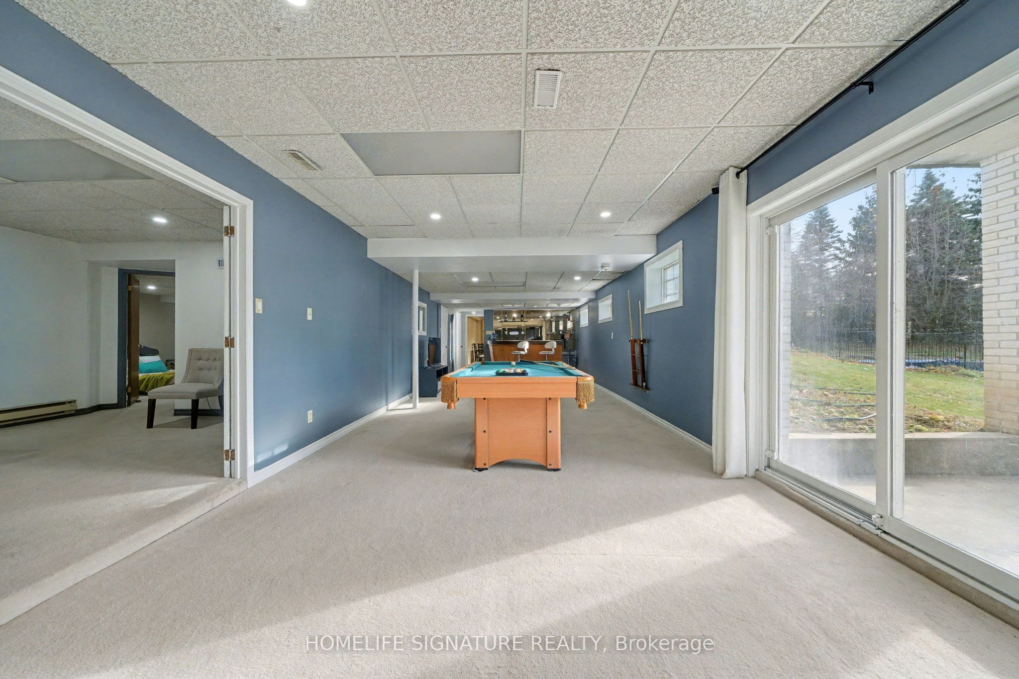 W13877354 Property Photo 2