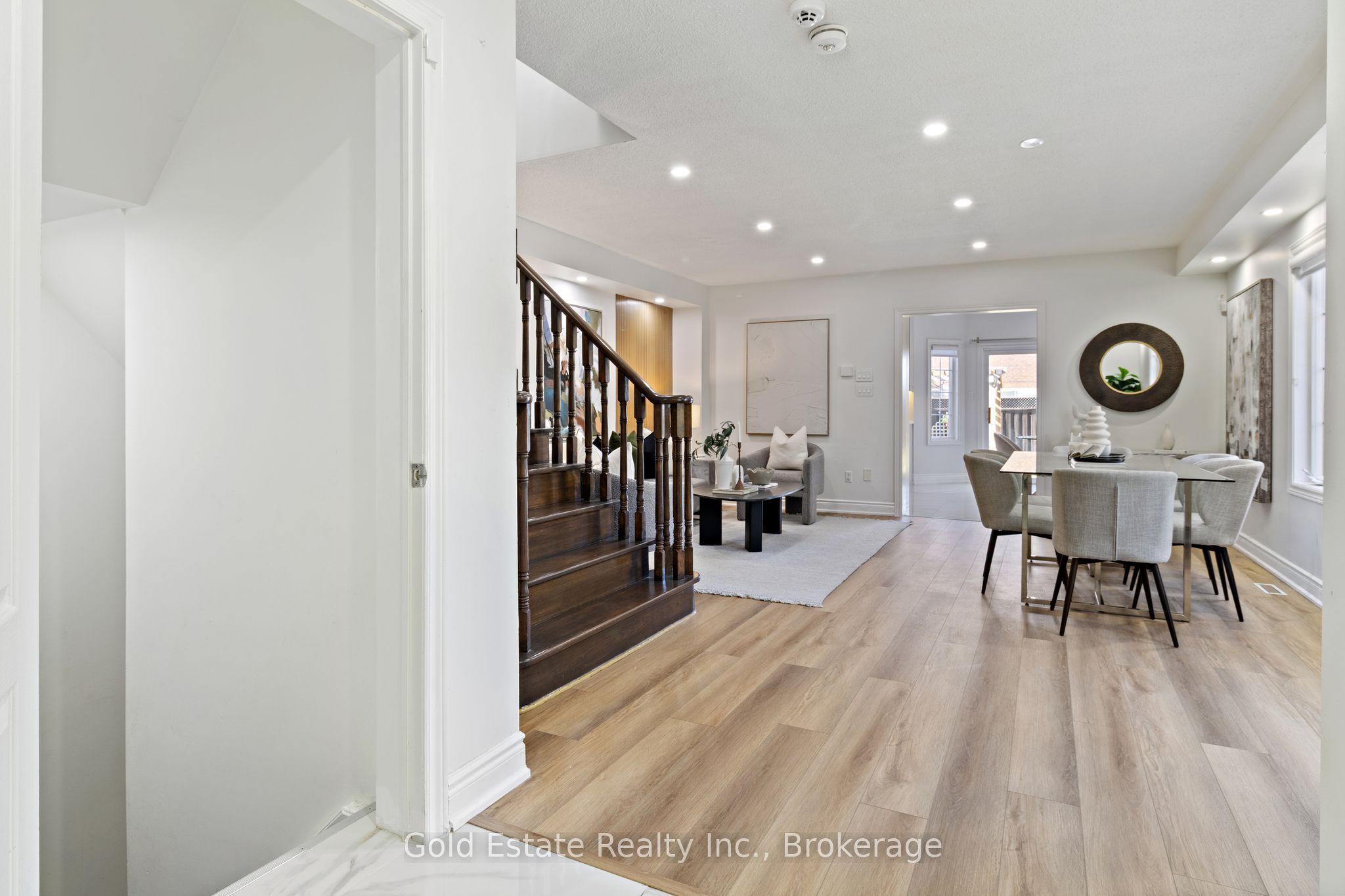 6653 Opera Glass Crescent Property Photo 10