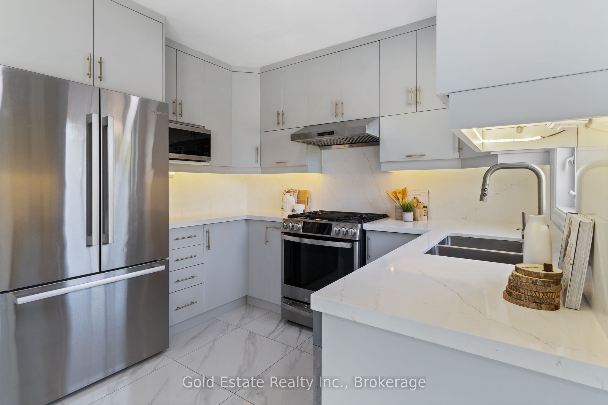6653 Opera Glass Crescent Property Photo 18