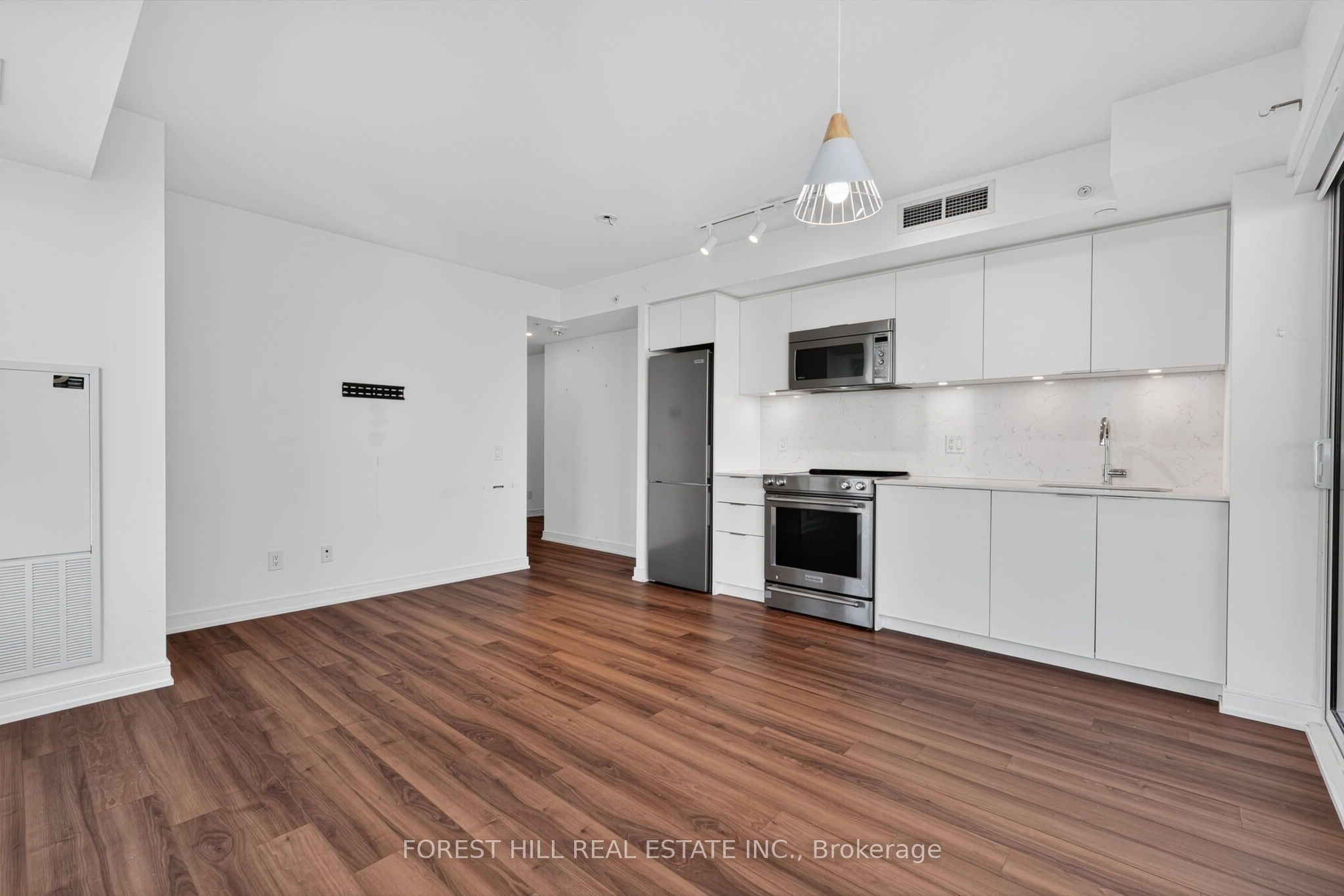 30 Samuel Wood Way 1708 Property Photo 12