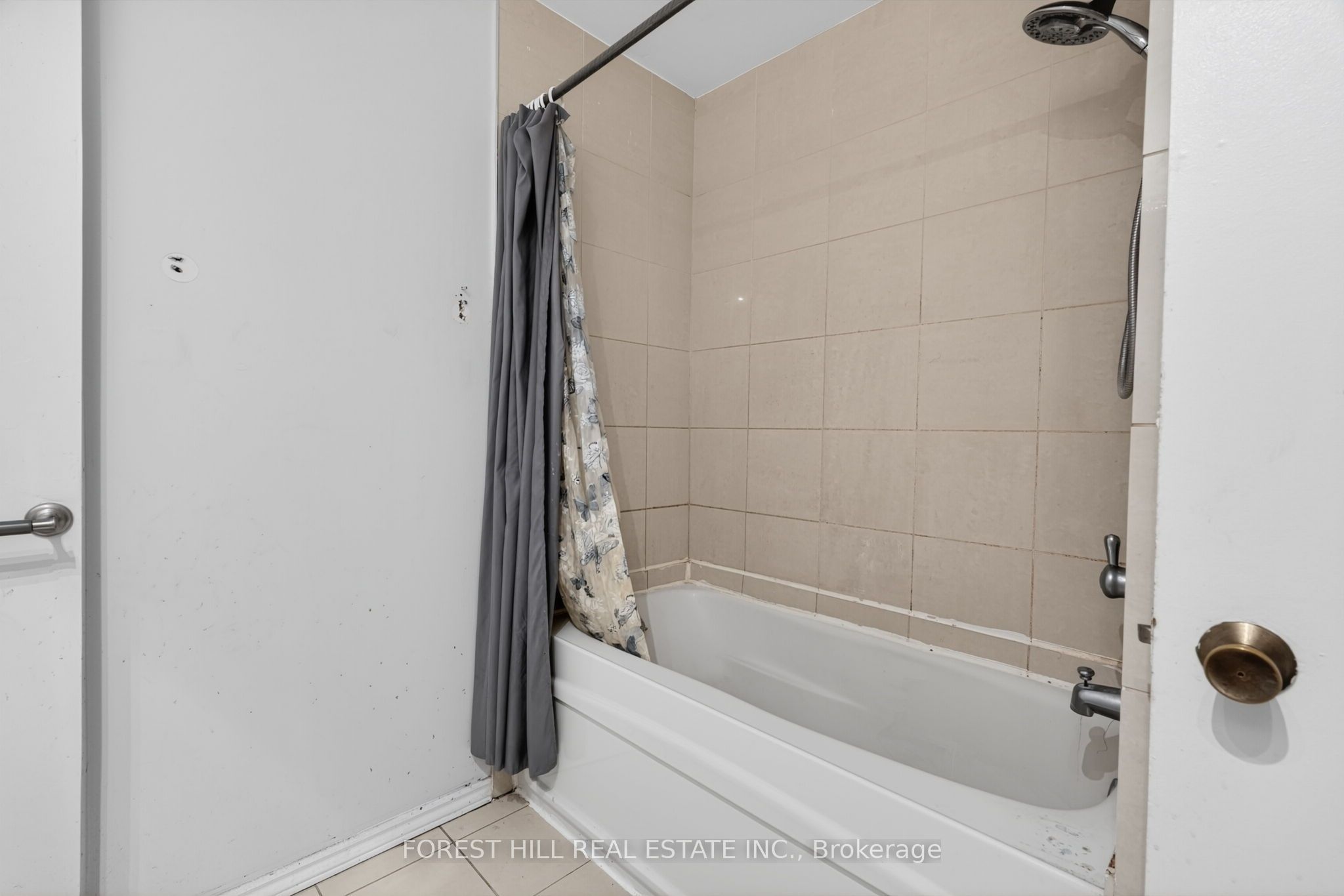 27 Saturn Drive Property Photo 31