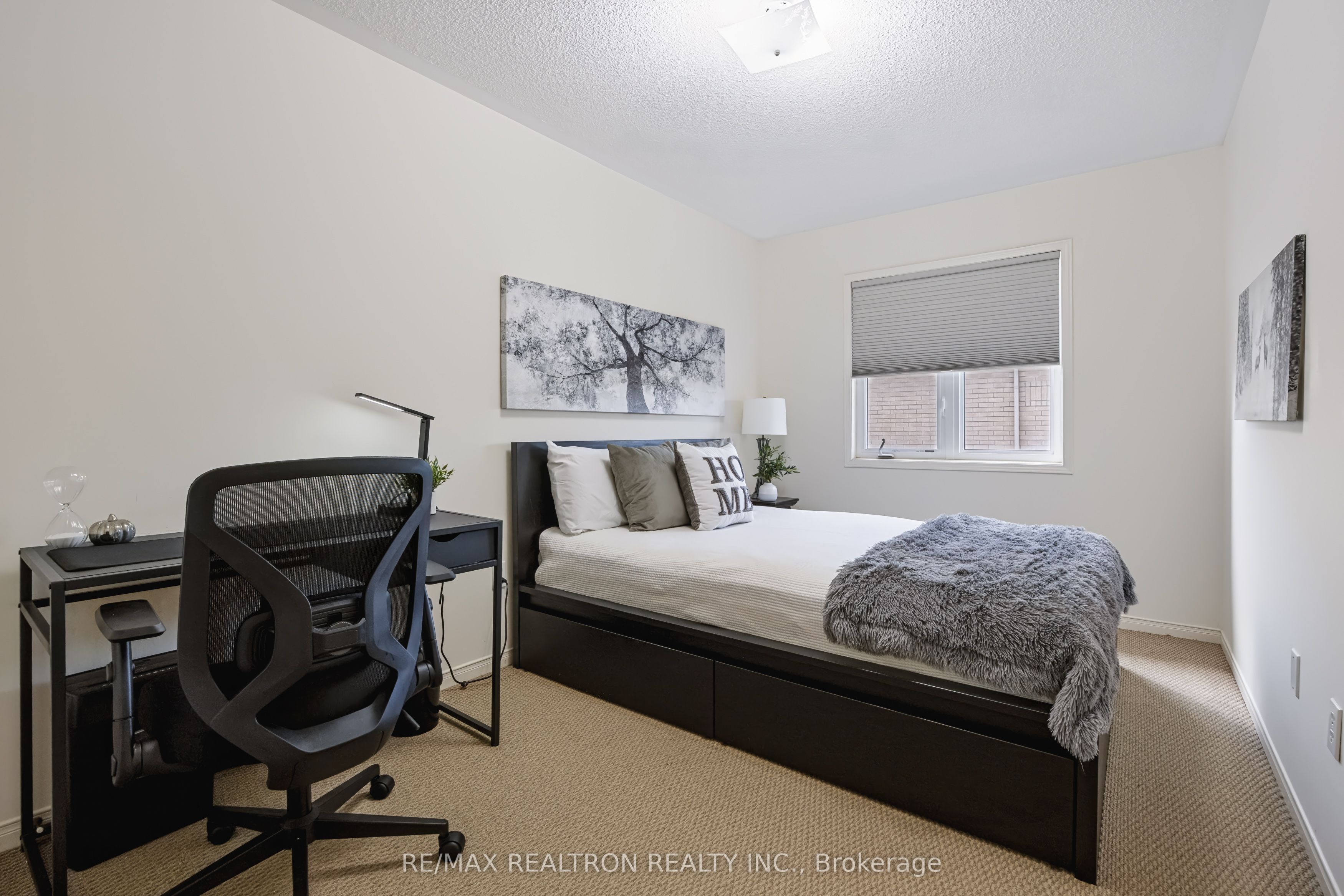 98 Heartview Road Property Photo 13