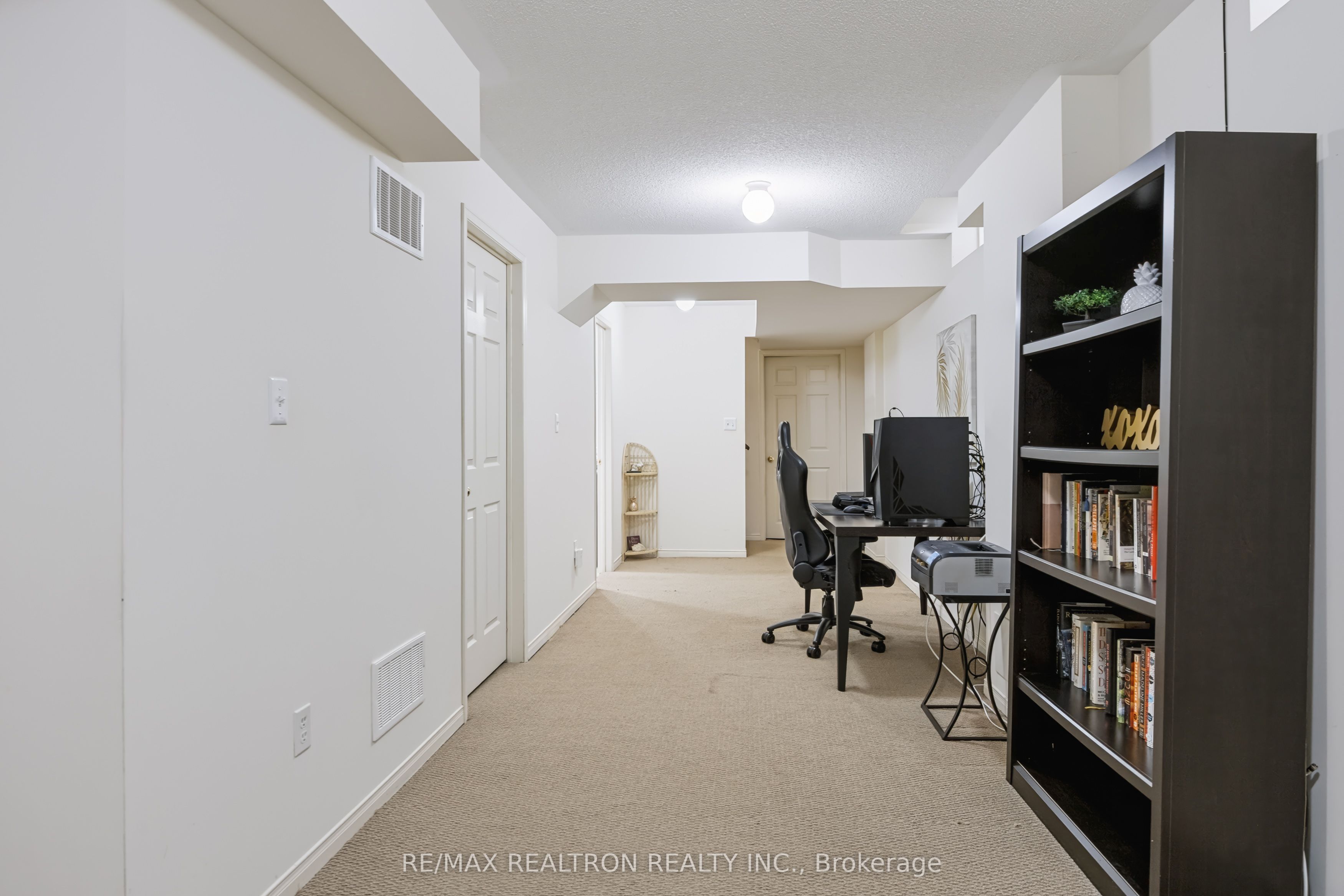 98 Heartview Road Property Photo 17