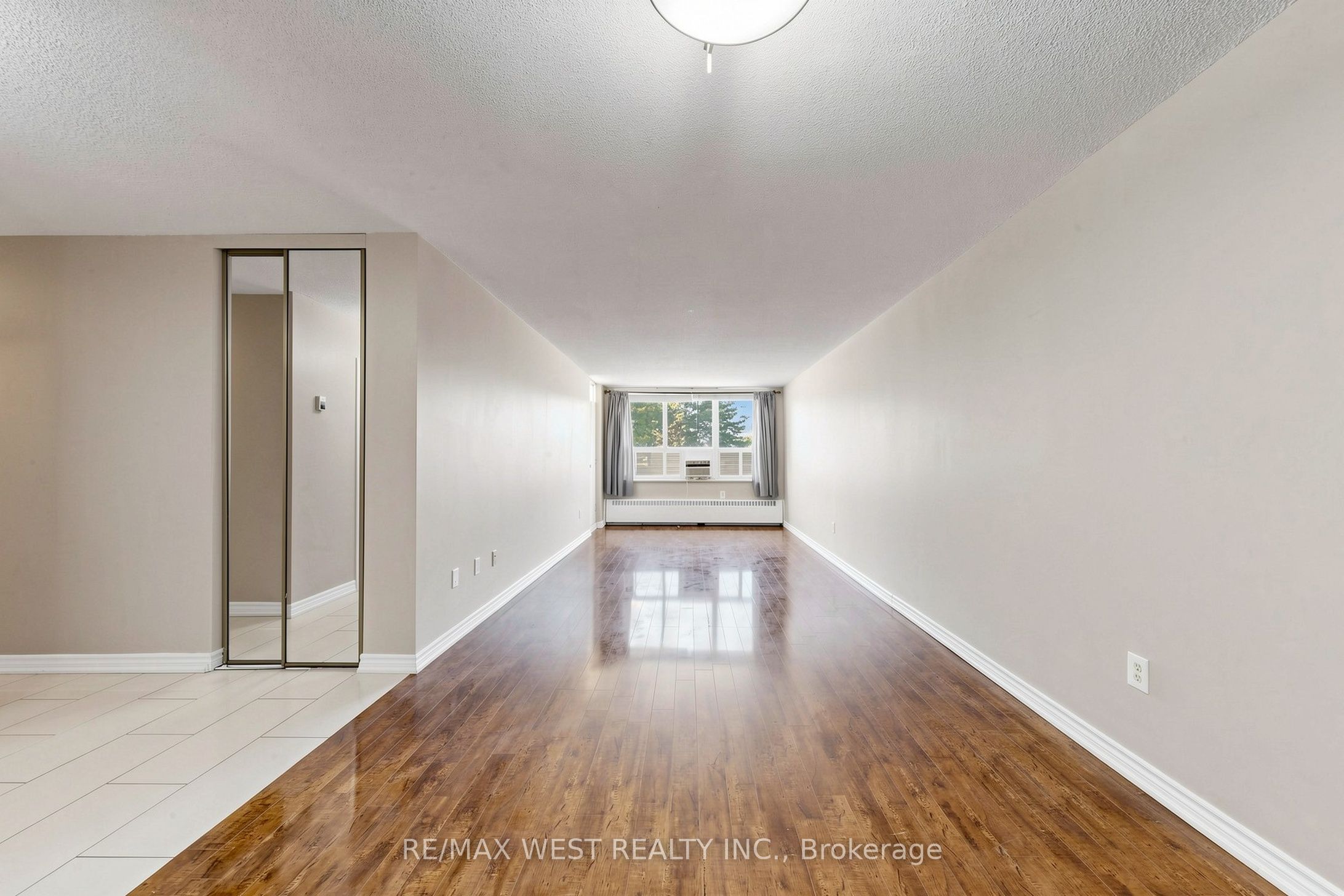 370 Dixon Road 102 Property Photo 9