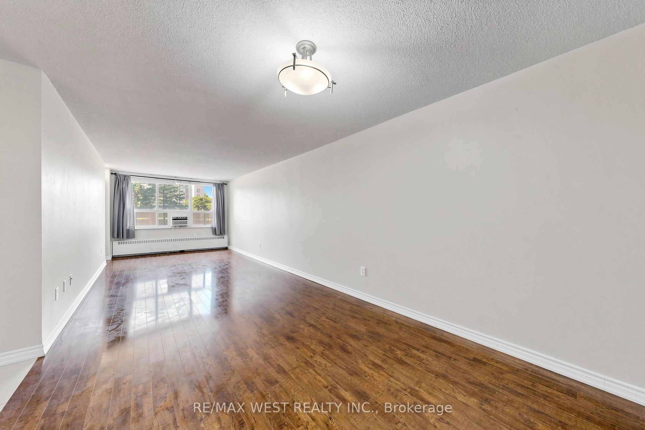 370 Dixon Road 102 Property Photo 10