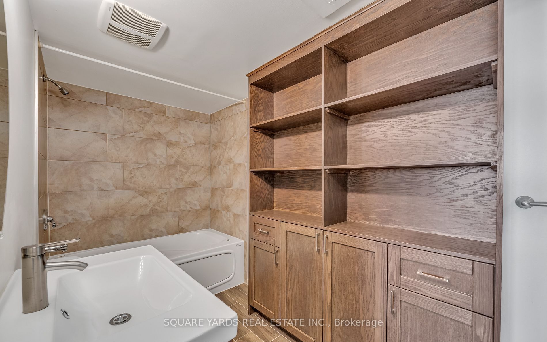 200 Manitoba Street 412 Property Photo 16
