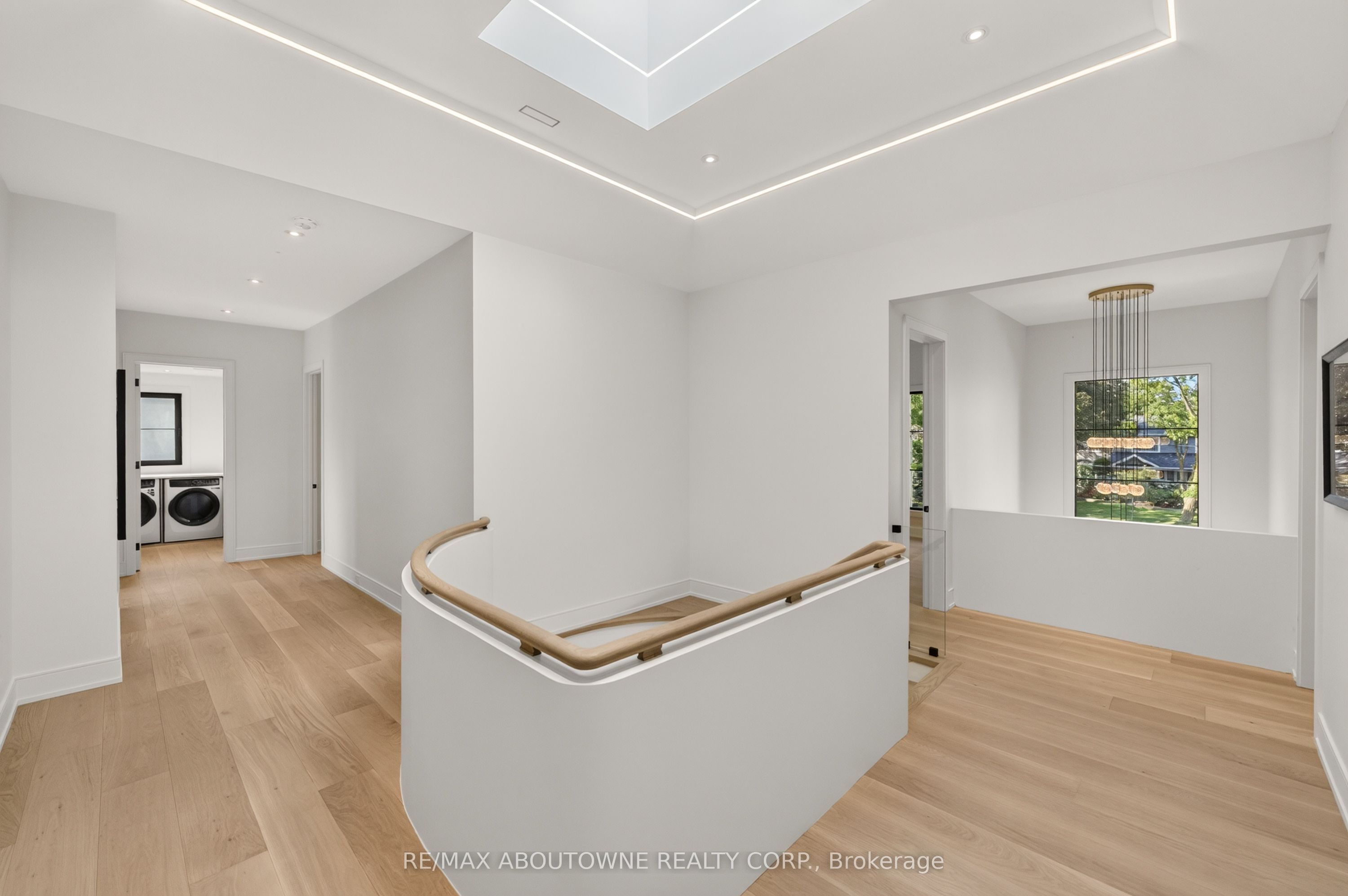146 Third Line Property Photo 23
