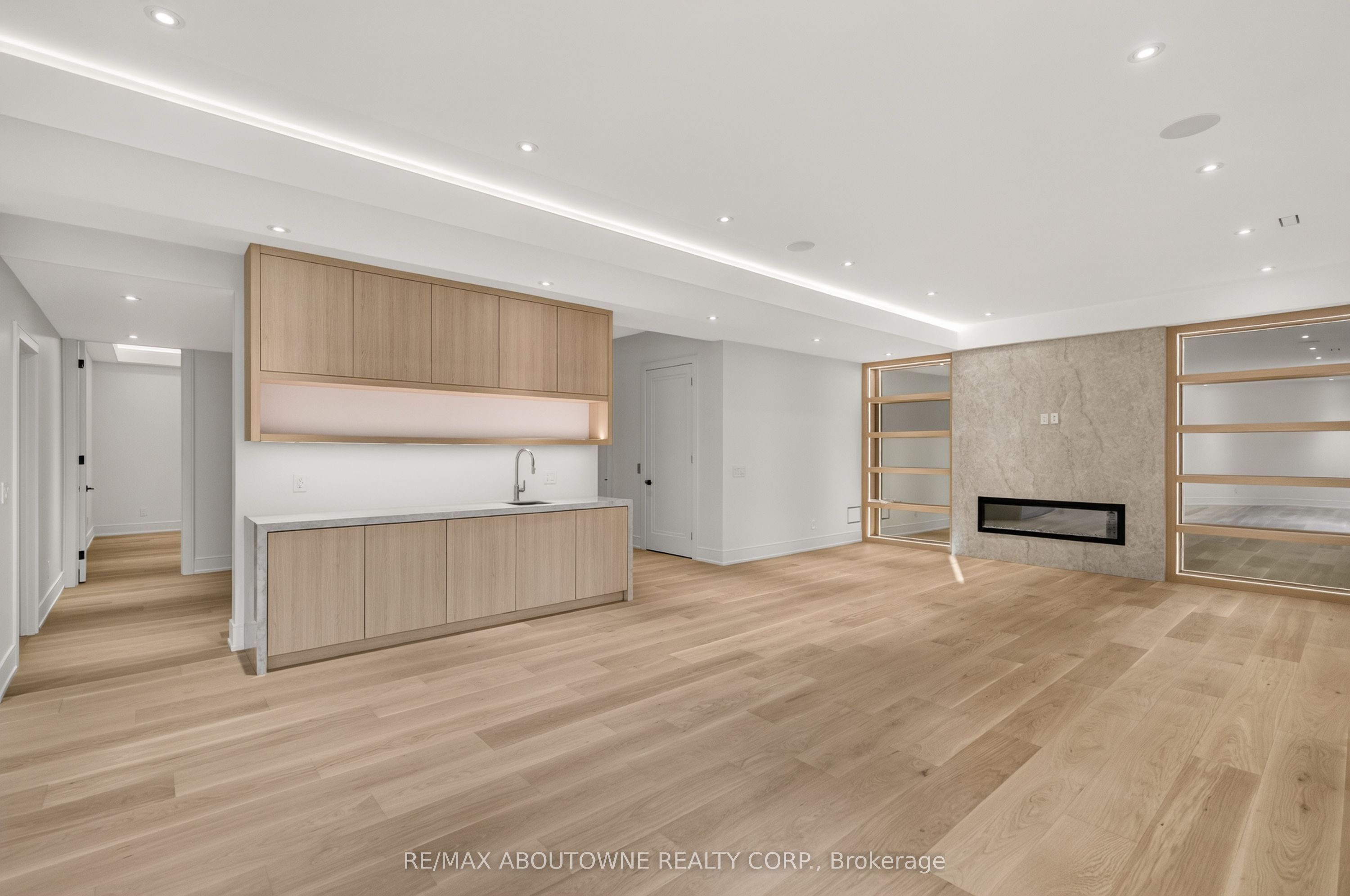 146 Third Line Property Photo 38