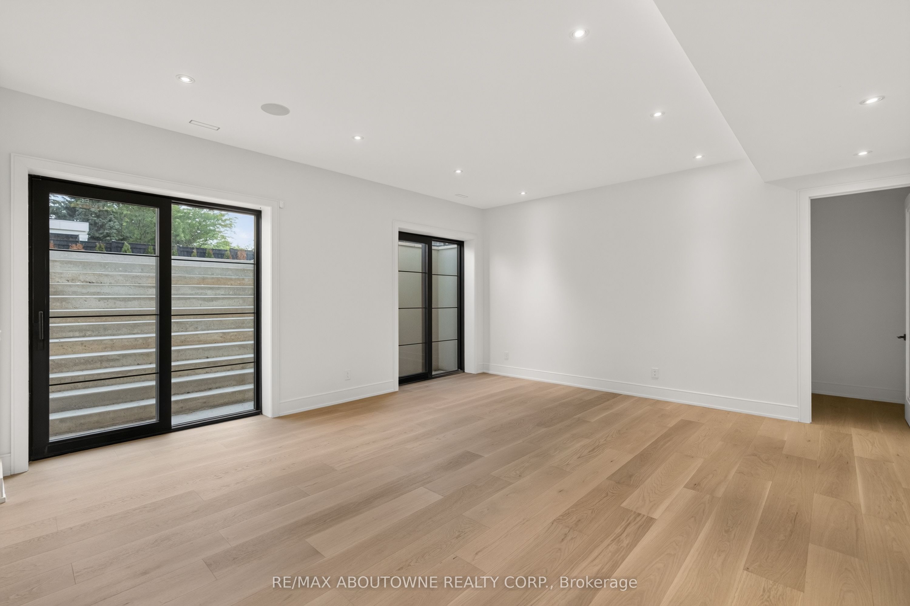 146 Third Line Property Photo 39