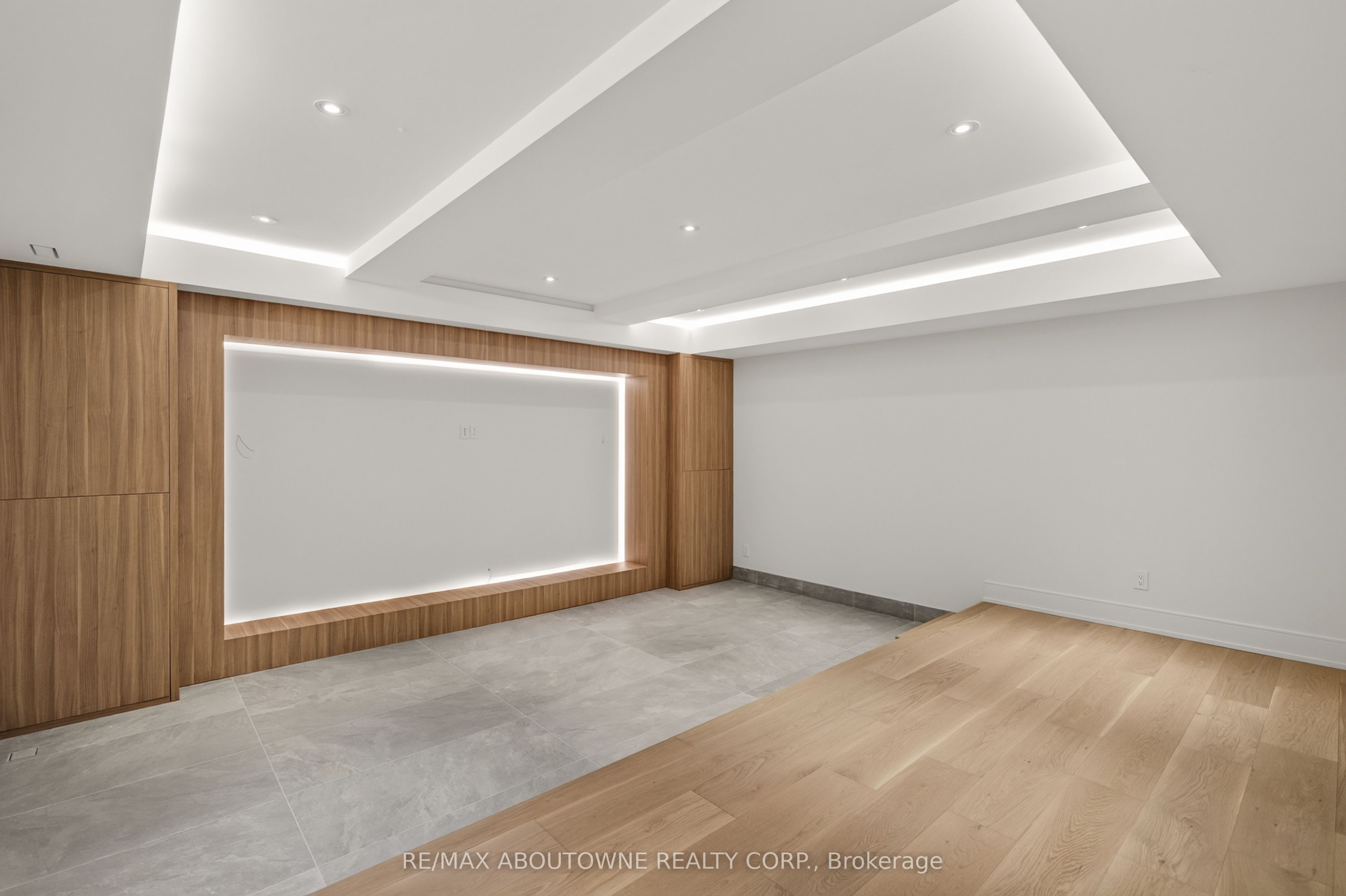 146 Third Line Property Photo 40