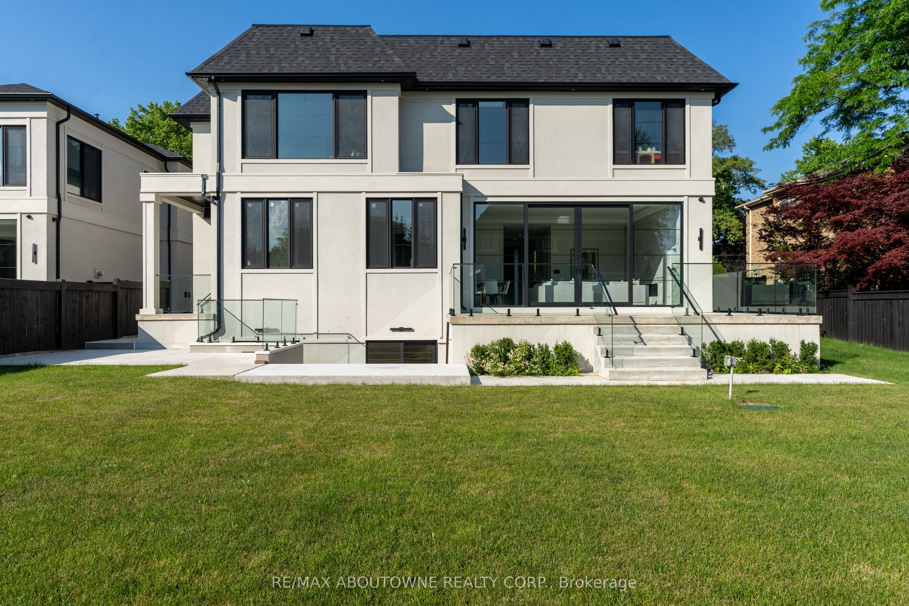 146 Third Line Property Photo 41
